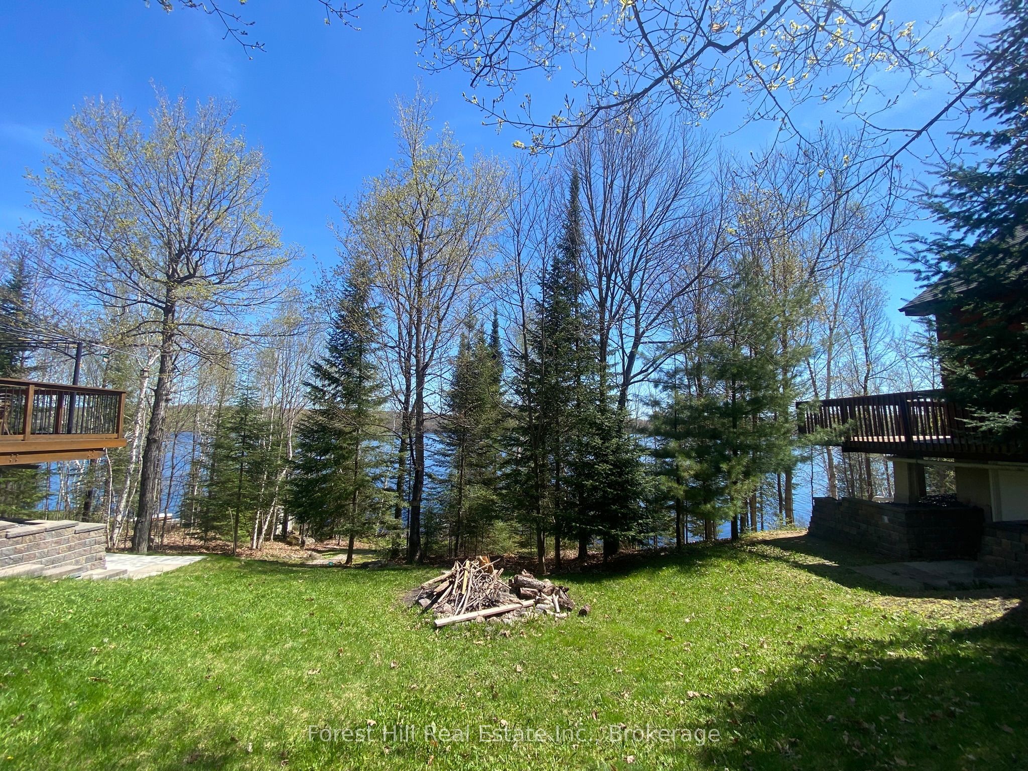 919 Limberlost Point Road, Parry Sound Remote Area, ON P0H 2R0 photo 2