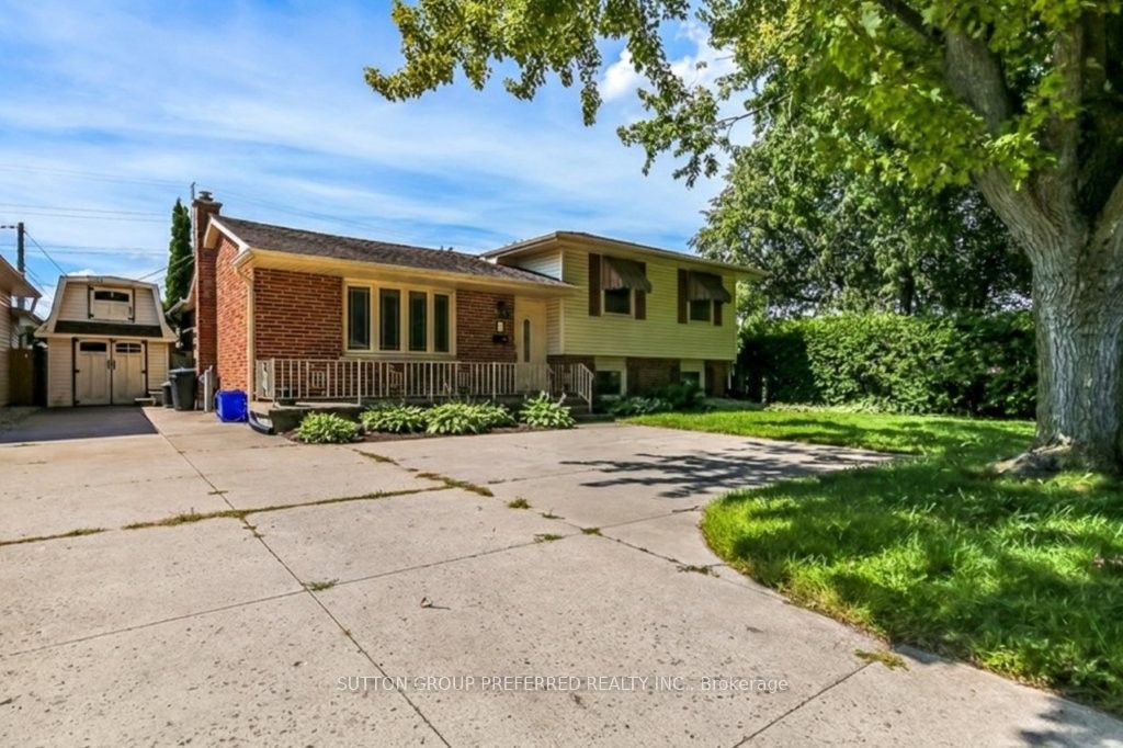 1 Pickwick Place, London East, ON N5V 2P6 photo 2