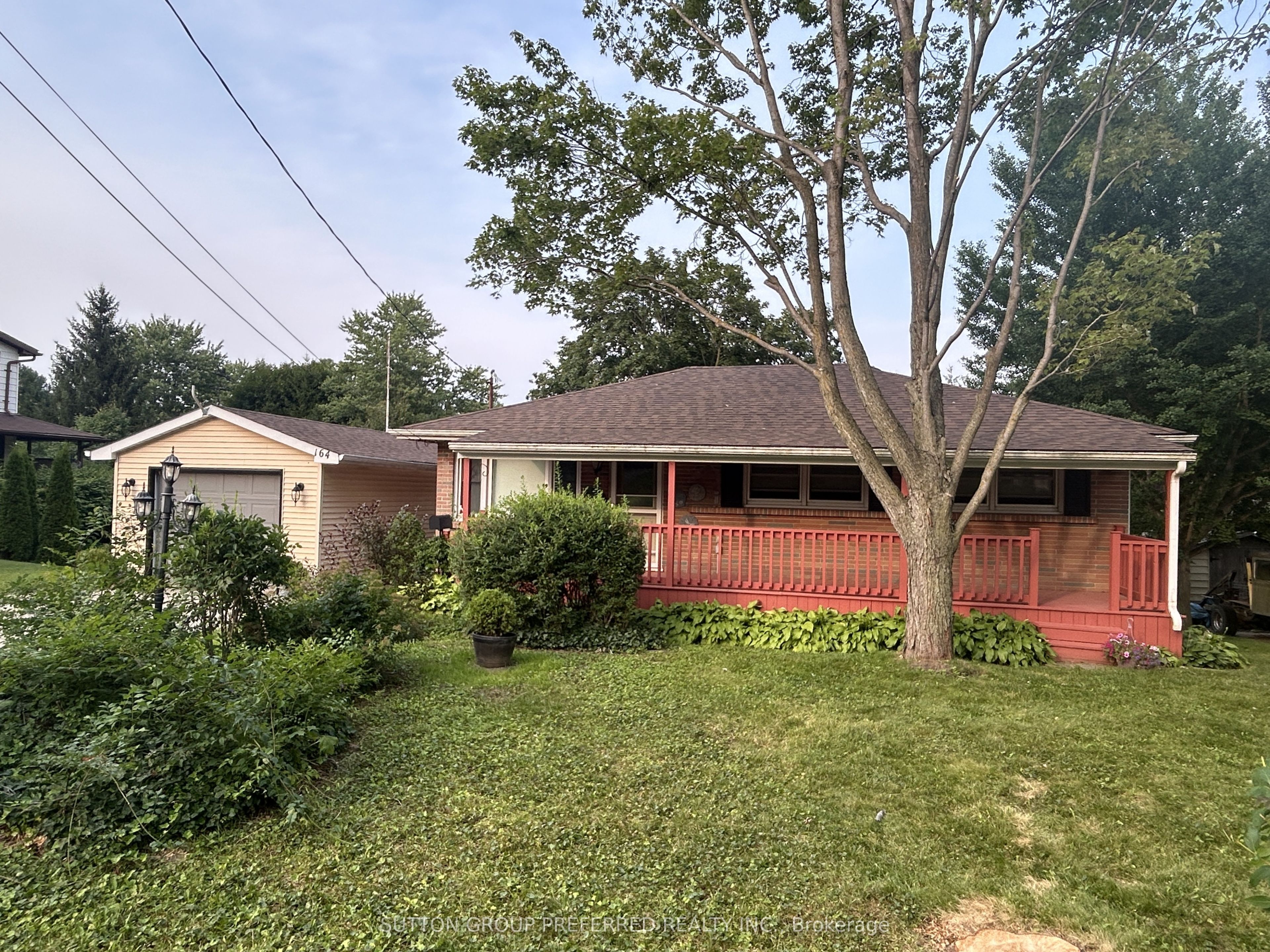 164 McKeand Street, Ingersoll, ON N5C 3H9 photo 2