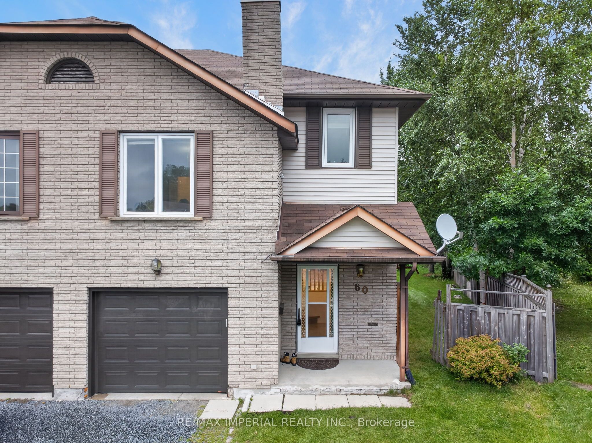 60 Radcliff Parkway, Greater Sudbury, ON P3E 5Y5 photo 2