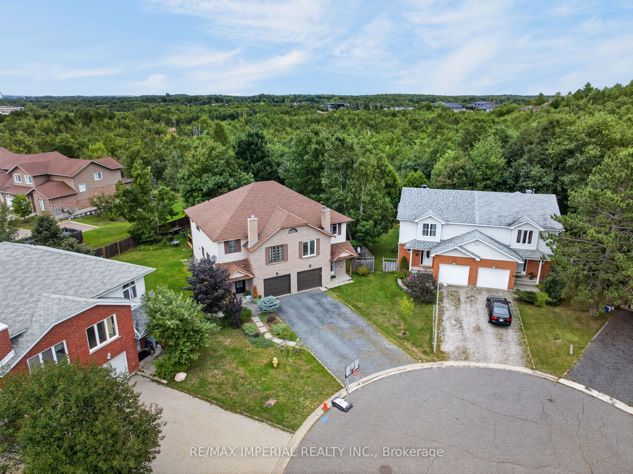 60 Radcliff Parkway, Greater Sudbury, ON P3E 5Y5 photo 3