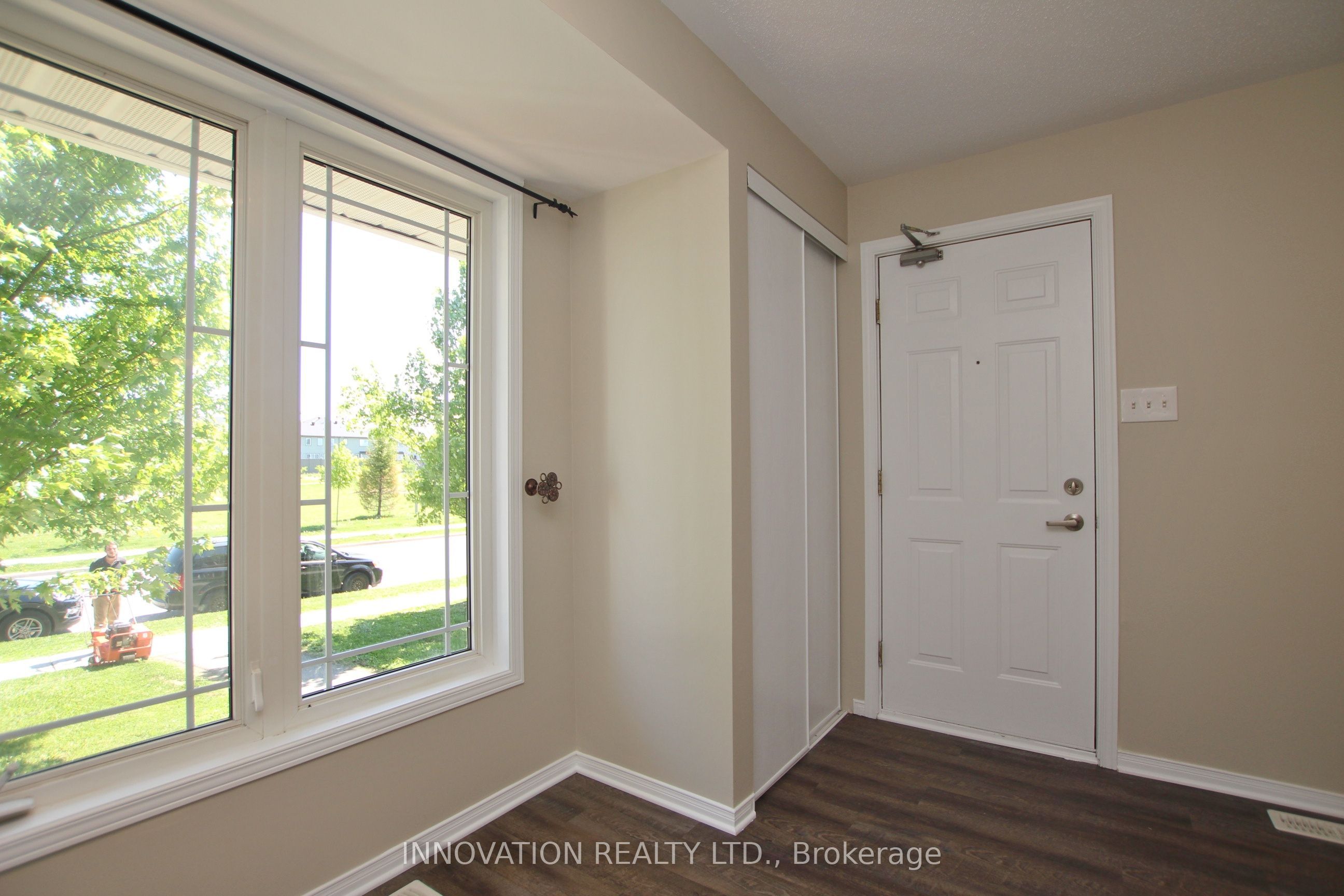 308 Crownridge Dr Drive, Kanata, ON K2M 3A4 photo 3