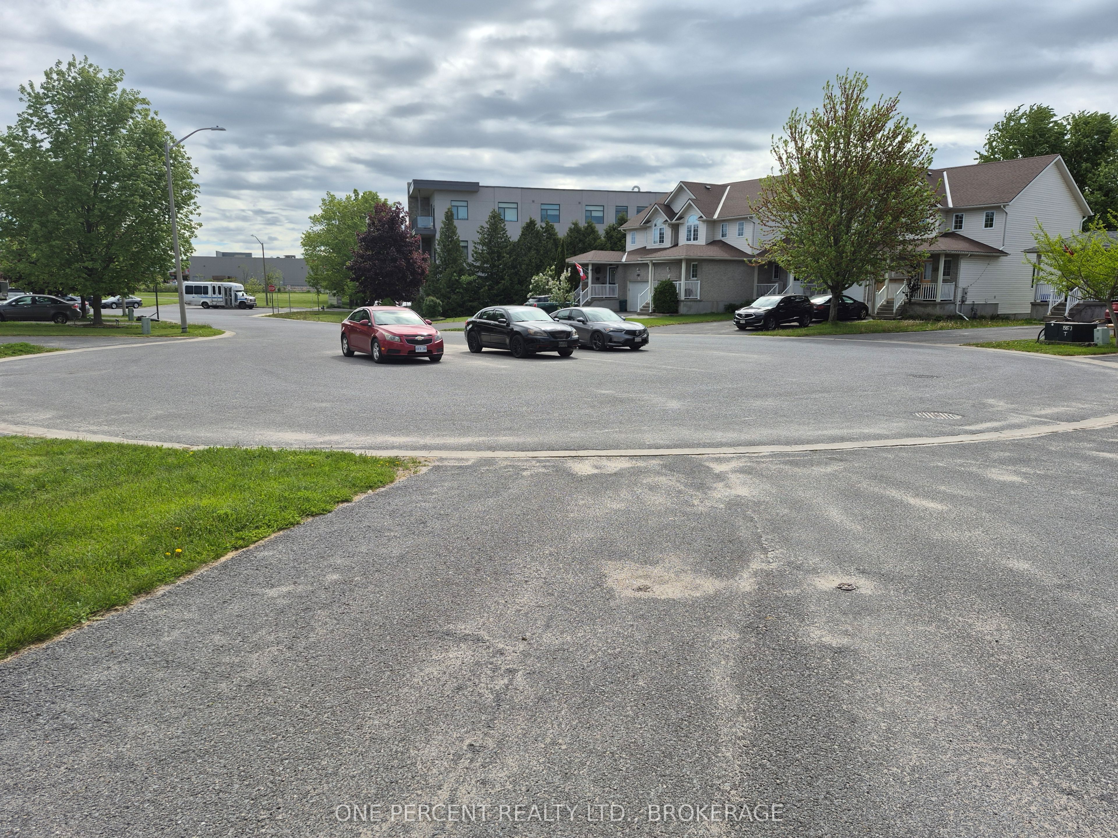 110 Fireside Court, Kingston, ON K7K 7L8 photo 5