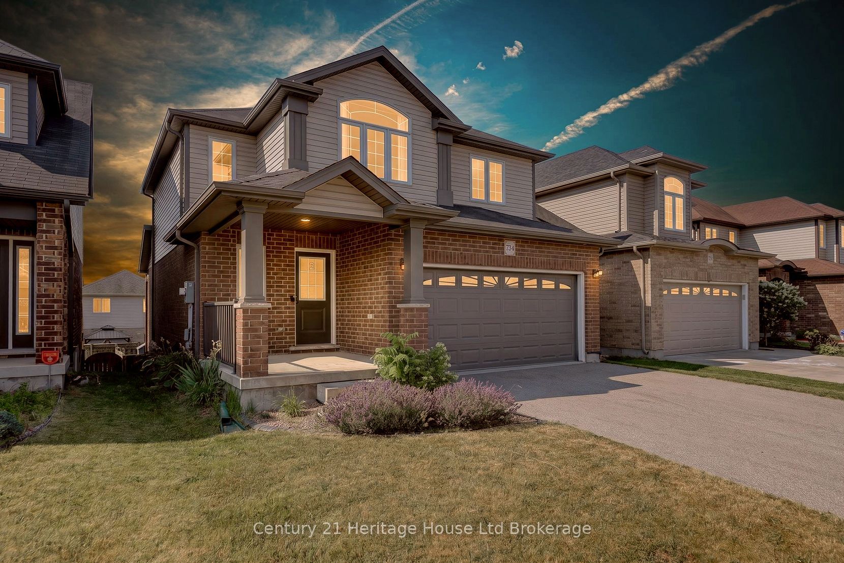 734 Frontenac Crescent, Woodstock, ON N4V 0B1