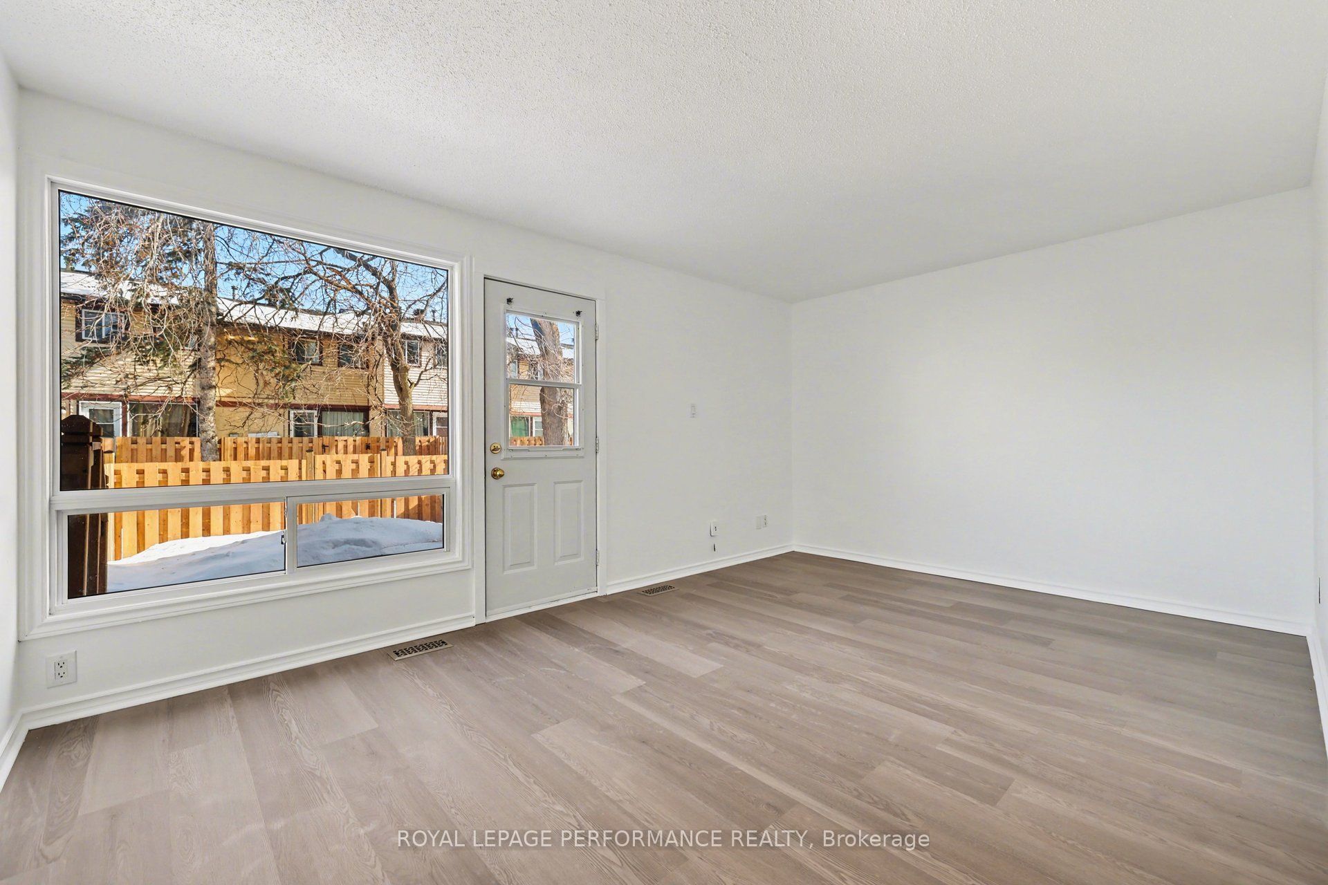 1584 Feather Lane 62, Blossom Park - Airport and Area, ON K1T 1V4 photo 5