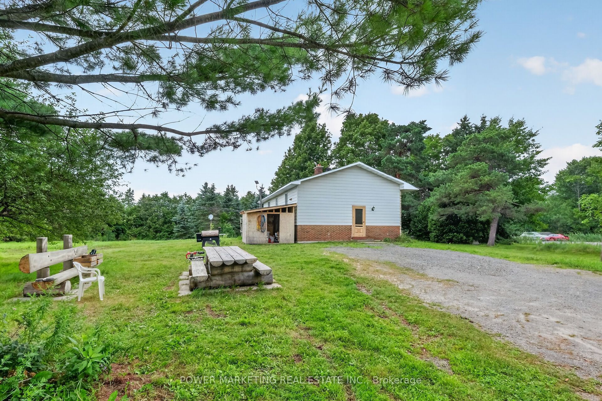 4828 Frank Kenny Road, Orleans - Cumberland and Area, ON K0A 3H0 photo 2