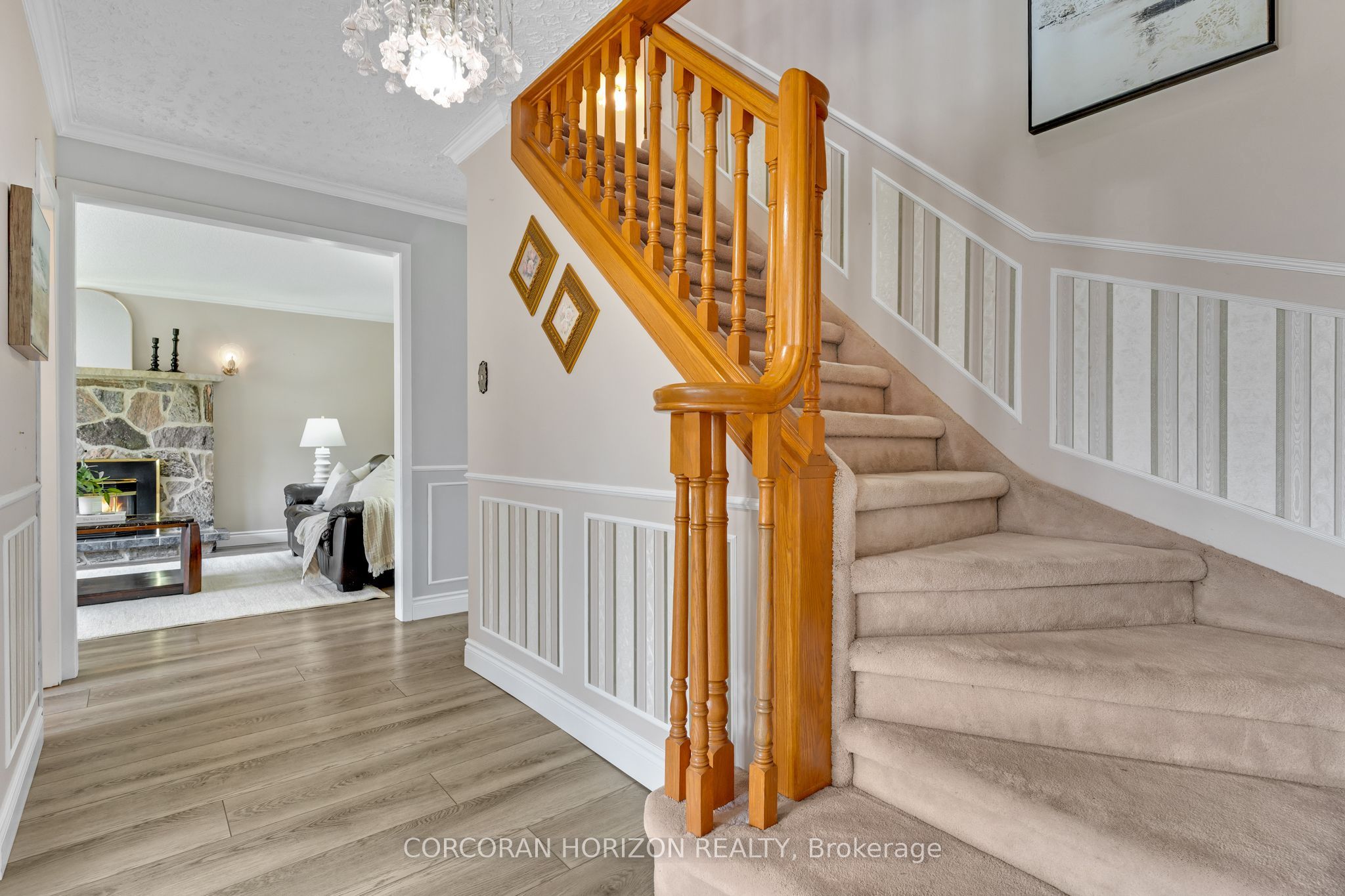 8 Blue Spruce Court, Kitchener, ON N2N 1L1 photo 3