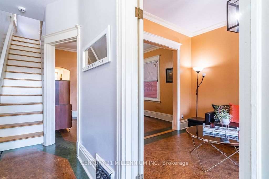 20 Dickson Avenue, Hamilton, ON L8L 6B8 photo 4