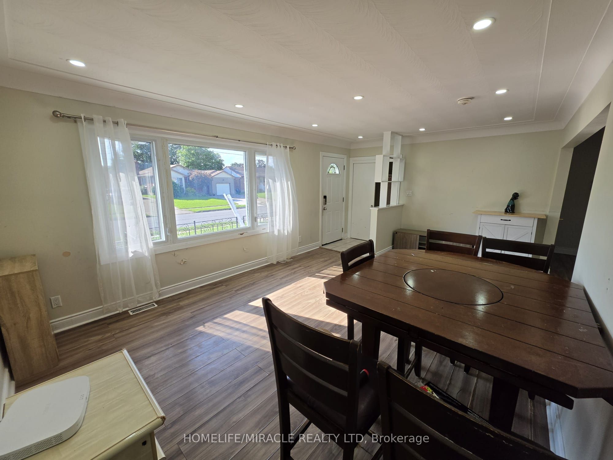 7150 Douglas Crescent, Niagara Falls, ON L2G 3C4 photo 3