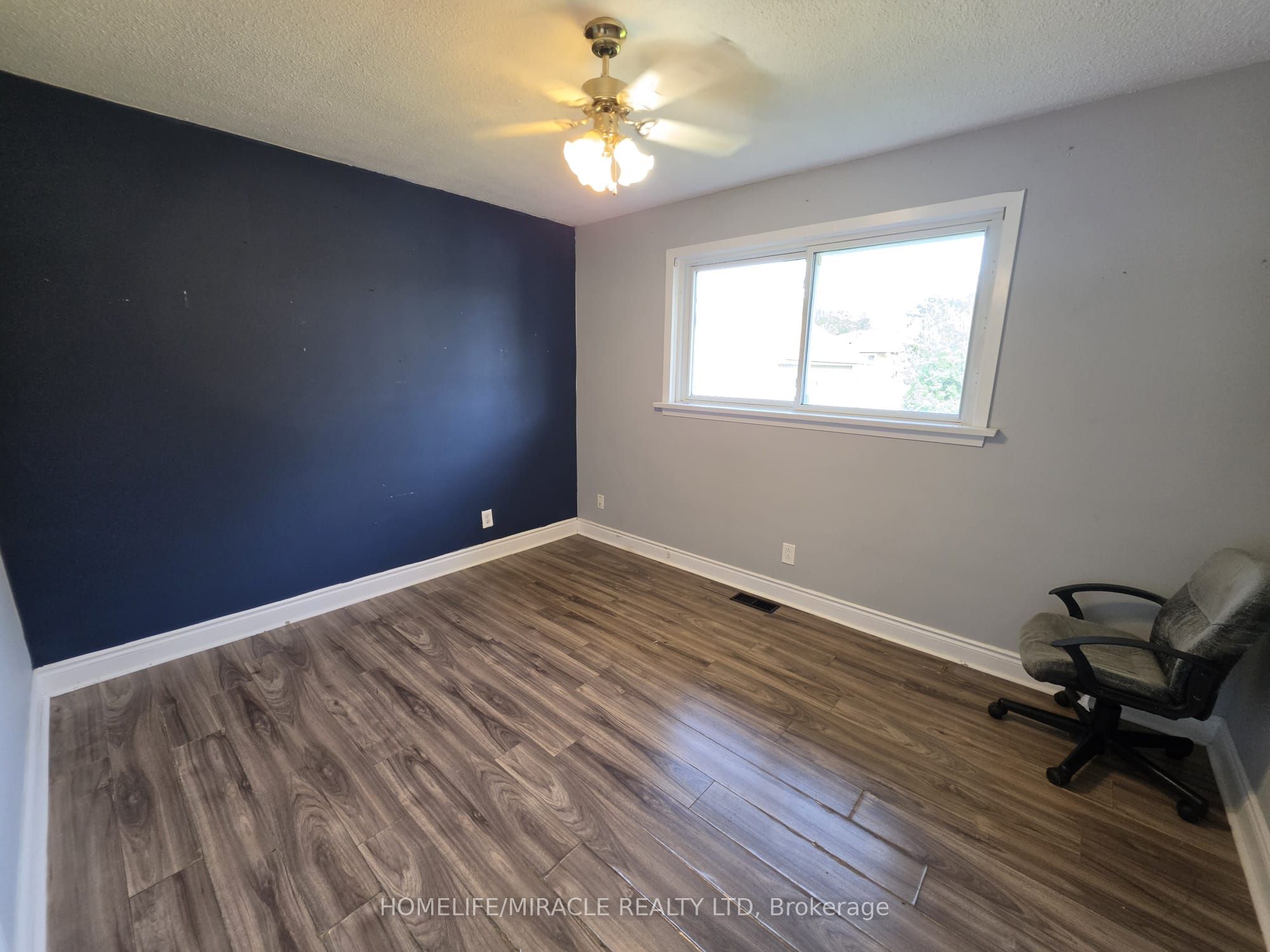 7150 Douglas Crescent, Niagara Falls, ON L2G 3C4 photo 5