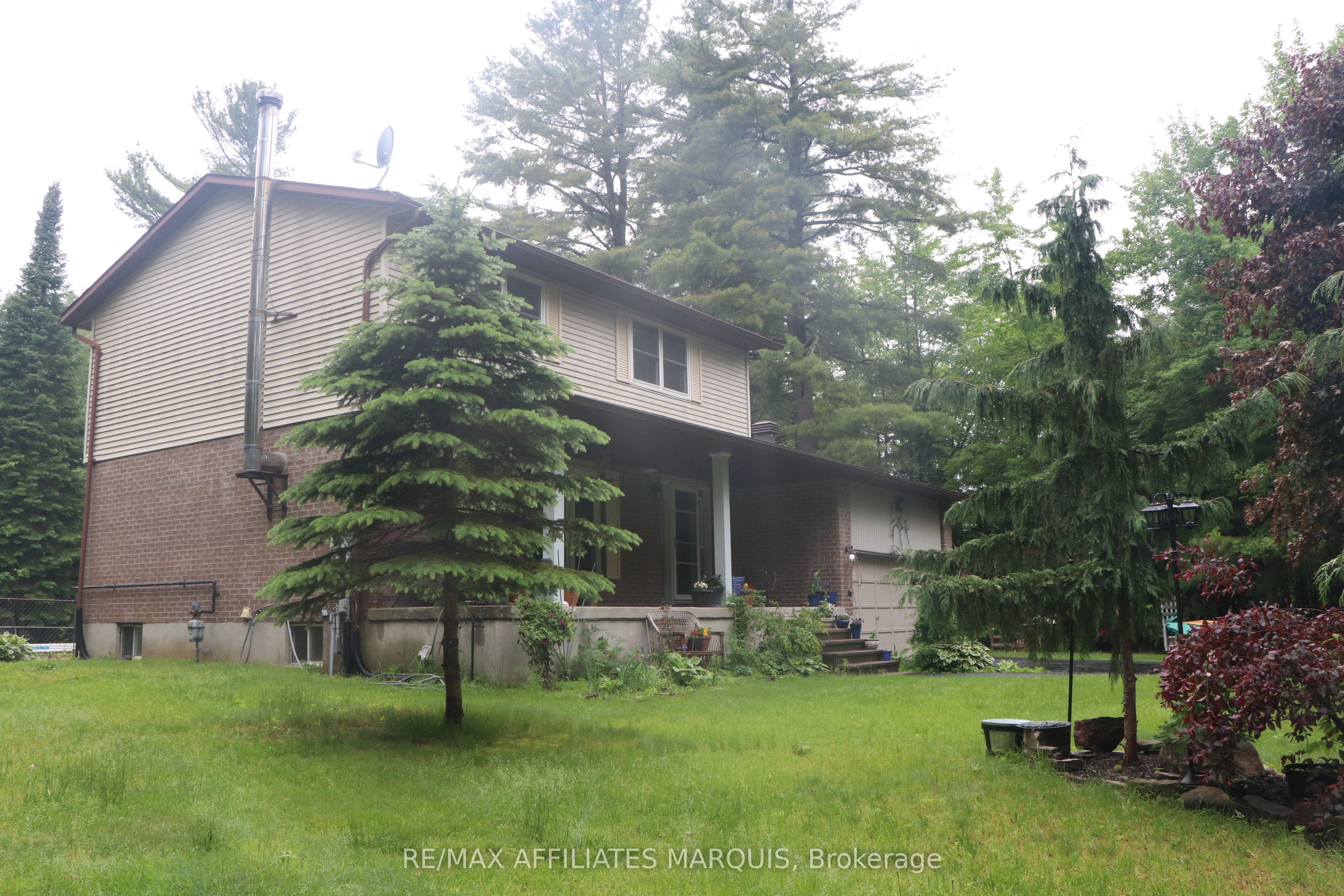 141 Bracken Avenue, Drummond/North Elmsley, ON K7A 4S4 photo 3