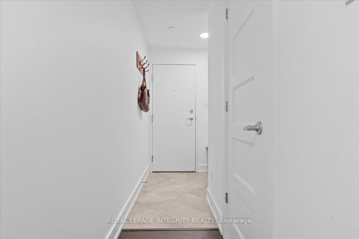 150 Greenfield Avenue 204, Glebe - Ottawa East and Area, ON K1S 0X8 photo 2