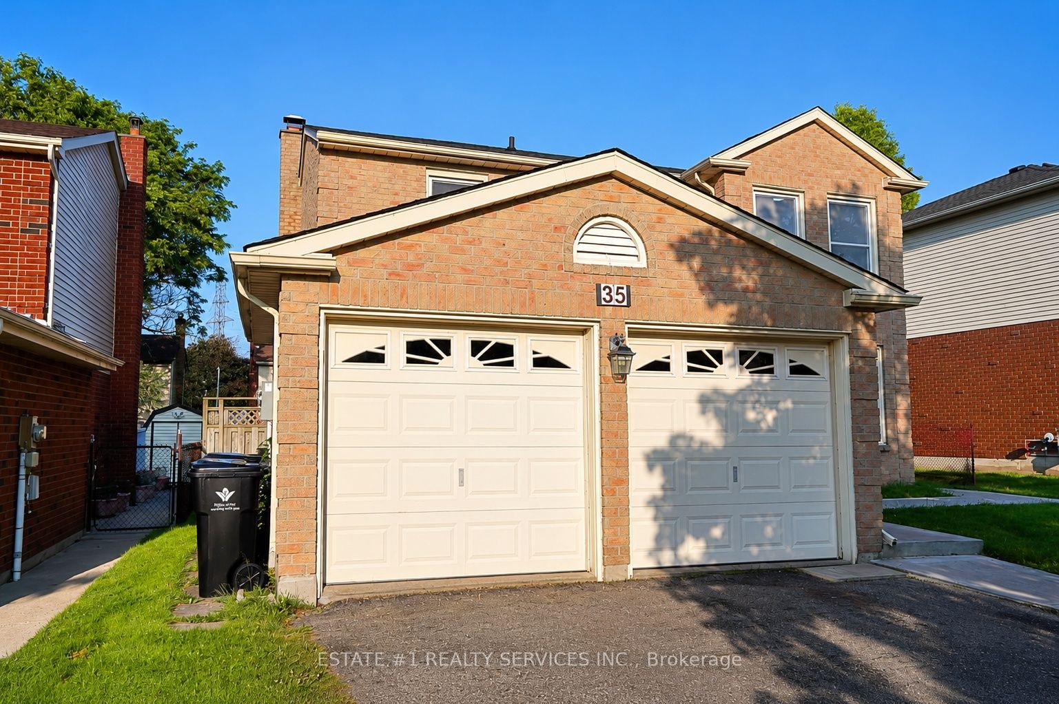 35 Golden Meadow Drive, Kitchener, ON N2N 2L9 photo 3