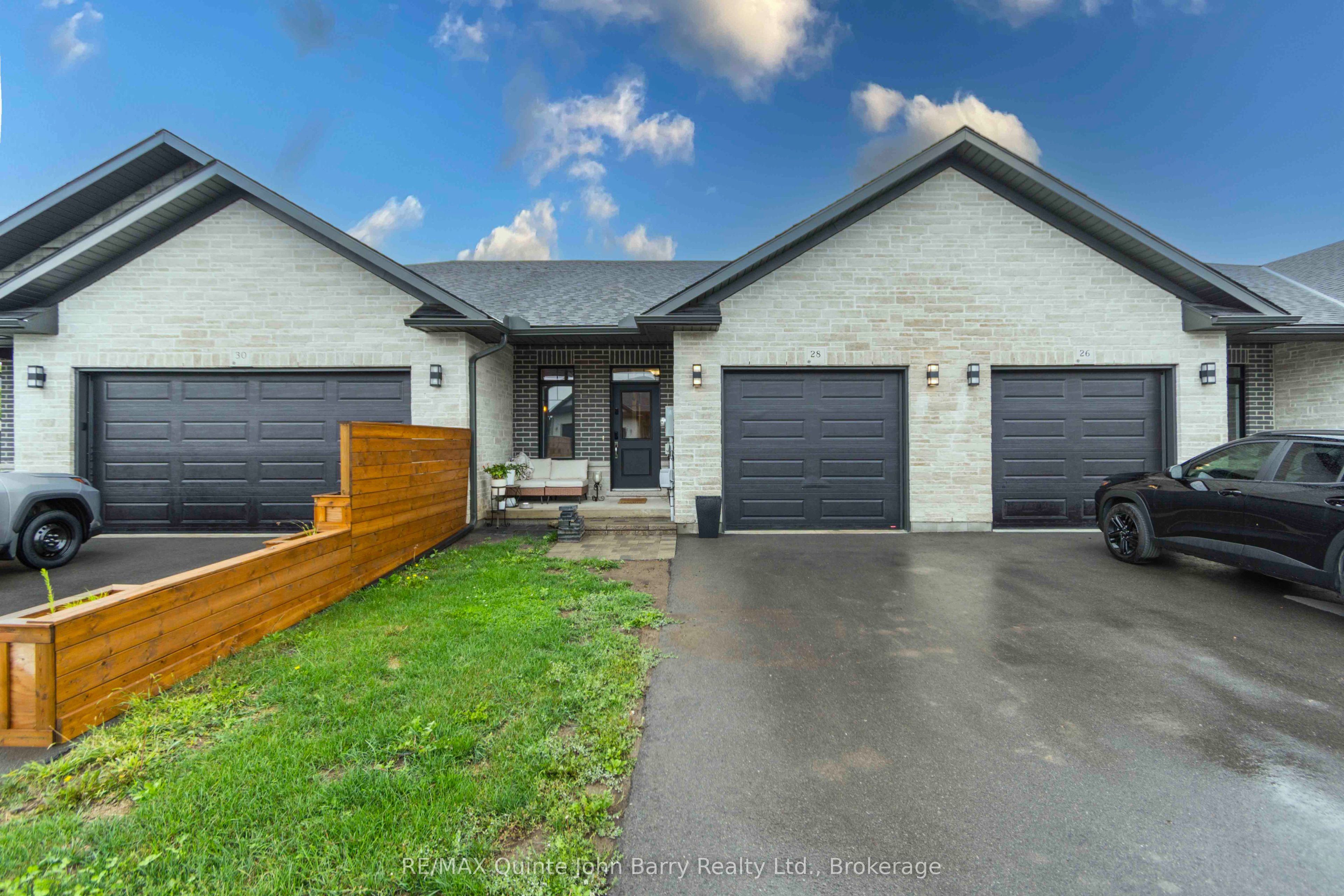 28 Raycroft Drive, Belleville, ON K8N 0R4