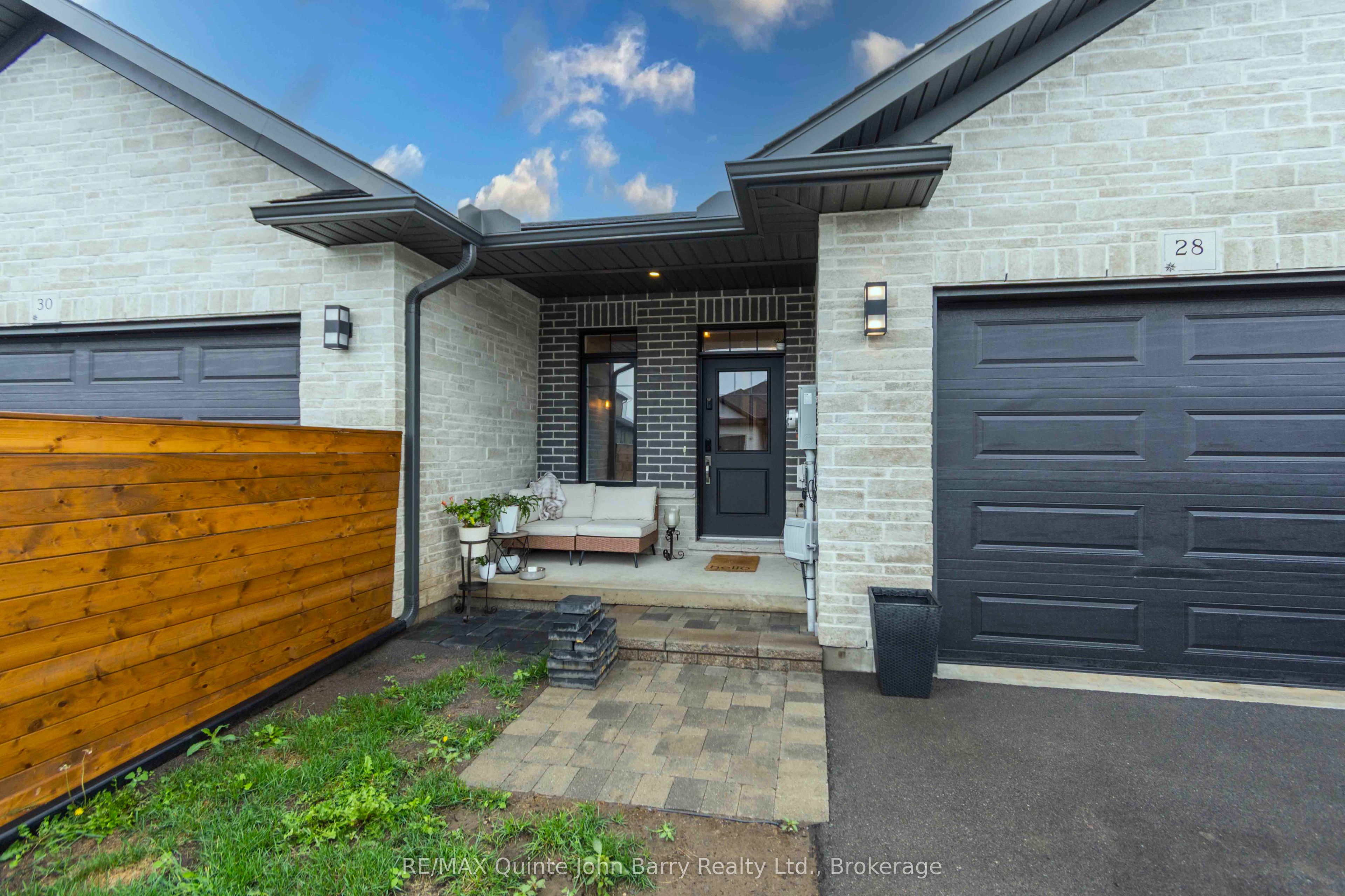 28 Raycroft Drive, Belleville, ON K8N 0R4 photo 2