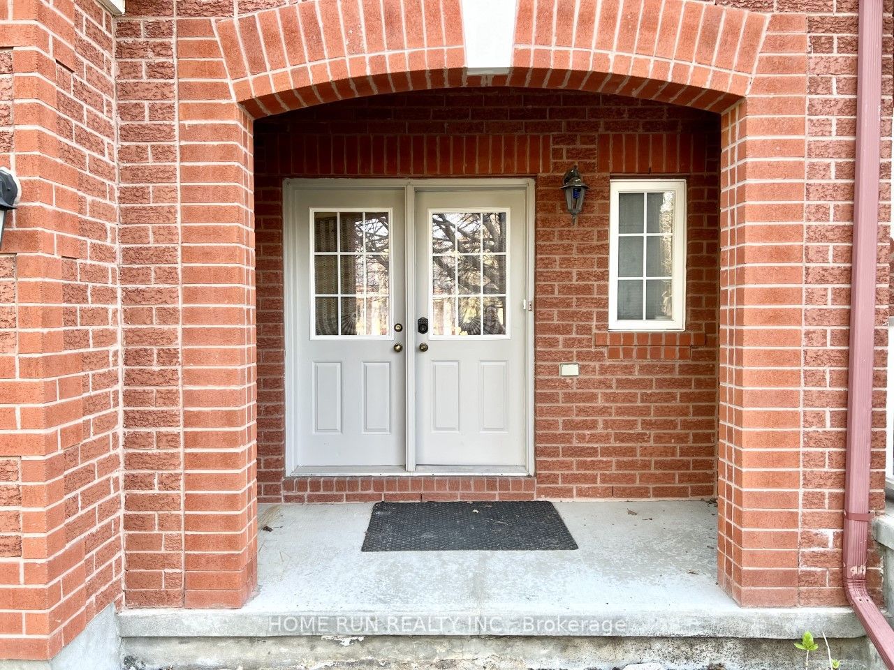 42 Hemlo Crescent, Kanata, ON K2T 1C9 photo 4