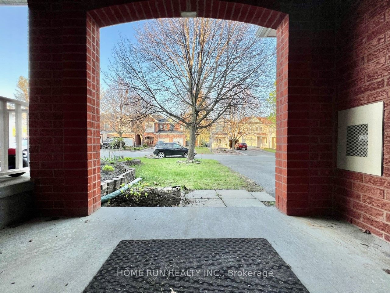 42 Hemlo Crescent, Kanata, ON K2T 1C9 photo 5