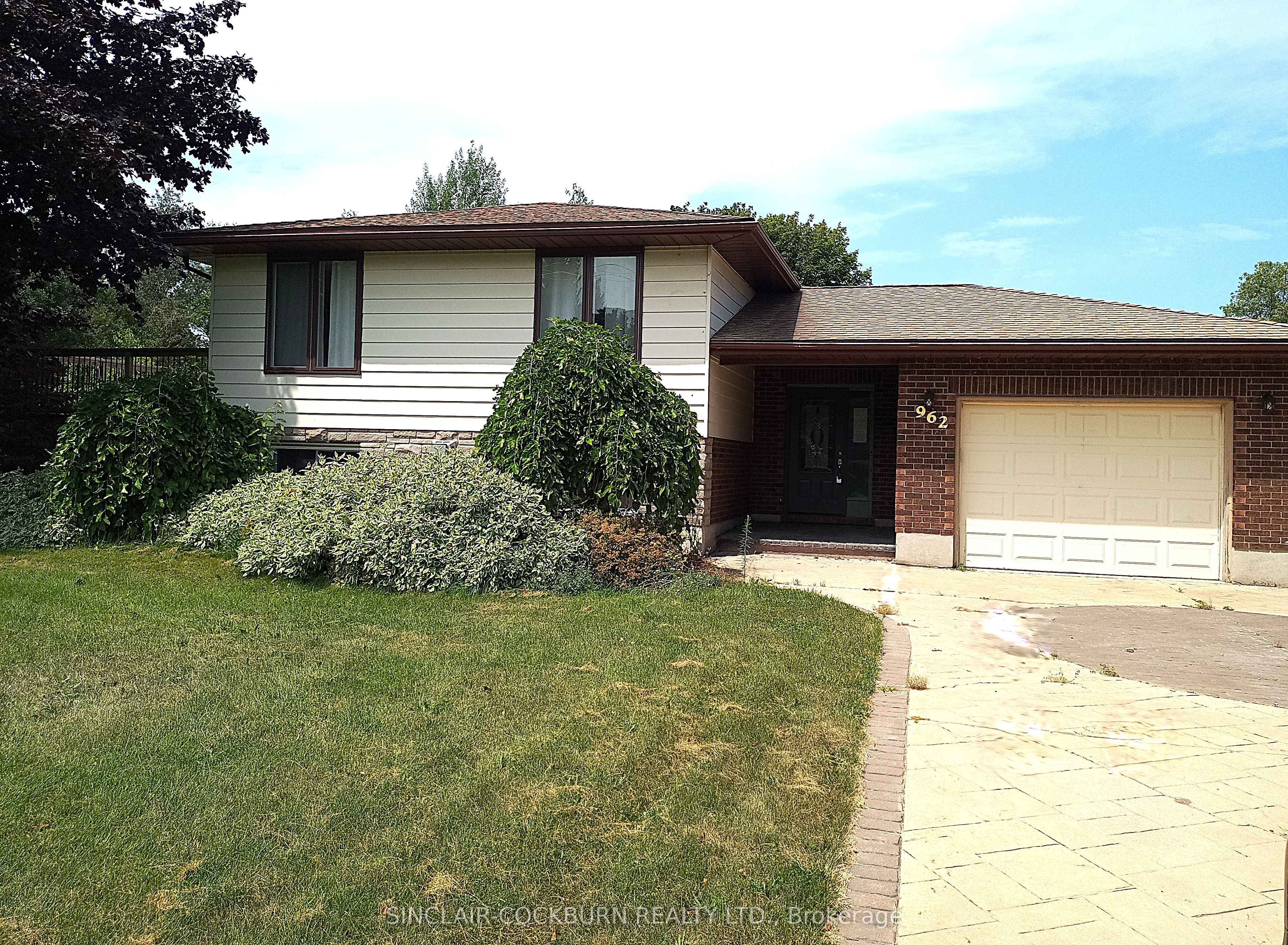 962 Boardwalk Street, Huron-Kinloss, ON N2Z 0C2