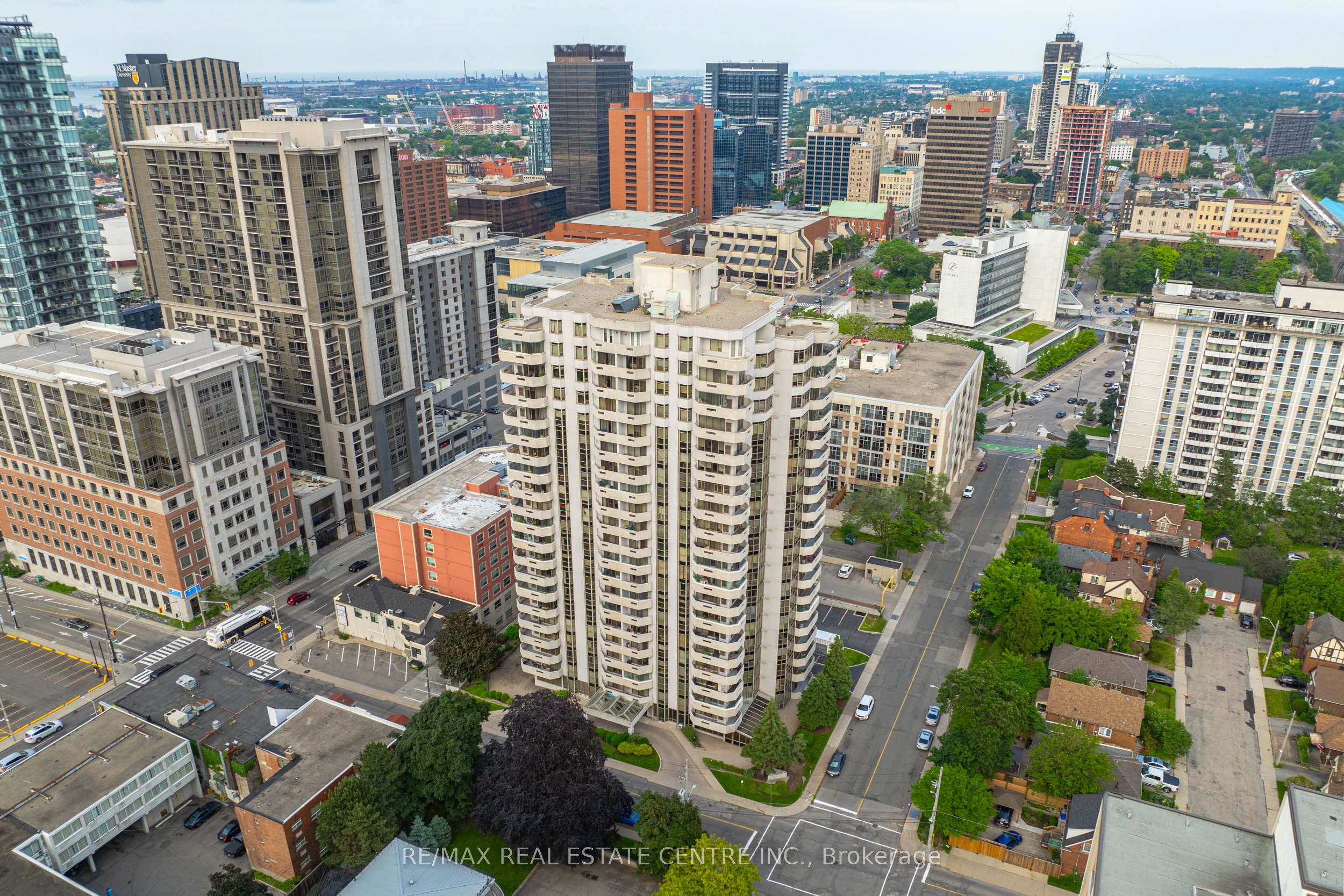 67 Caroline Street S 15C, Hamilton, ON L8P 3K6