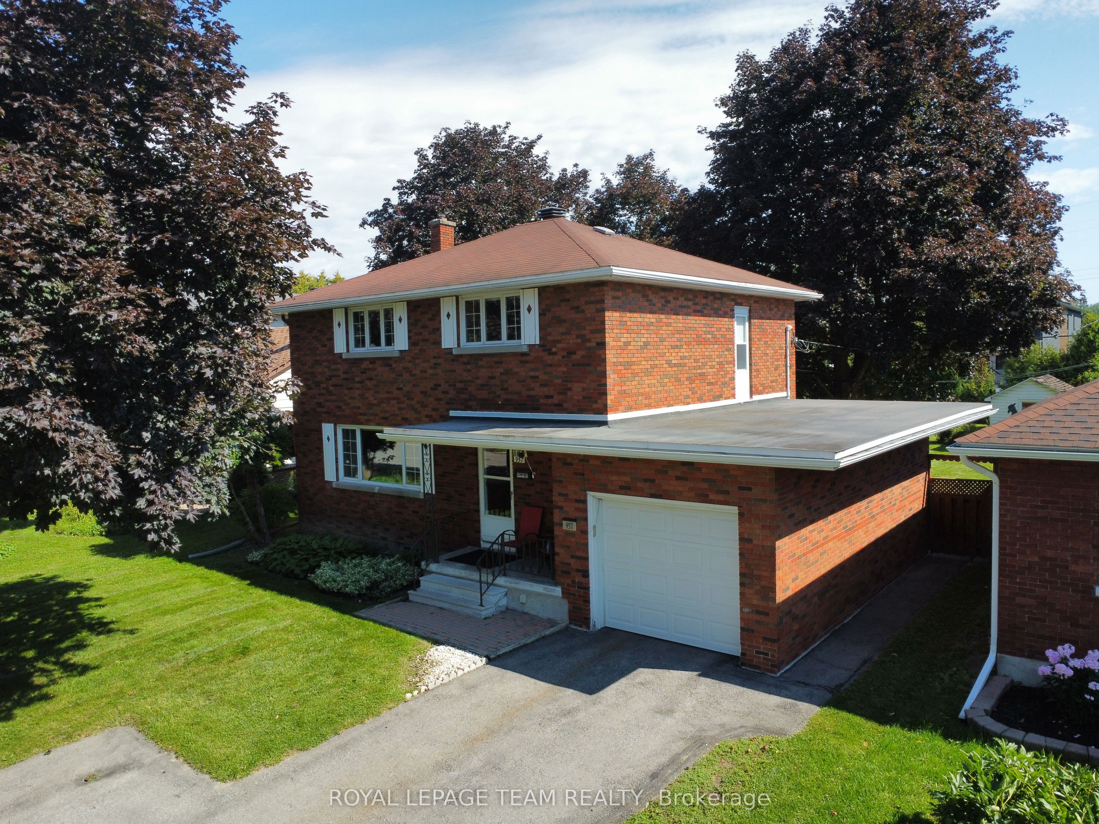 957 Winnington Avenue, Britannia Heights - Queensway Terrace N and Area, ON K2B 5C6 photo 5