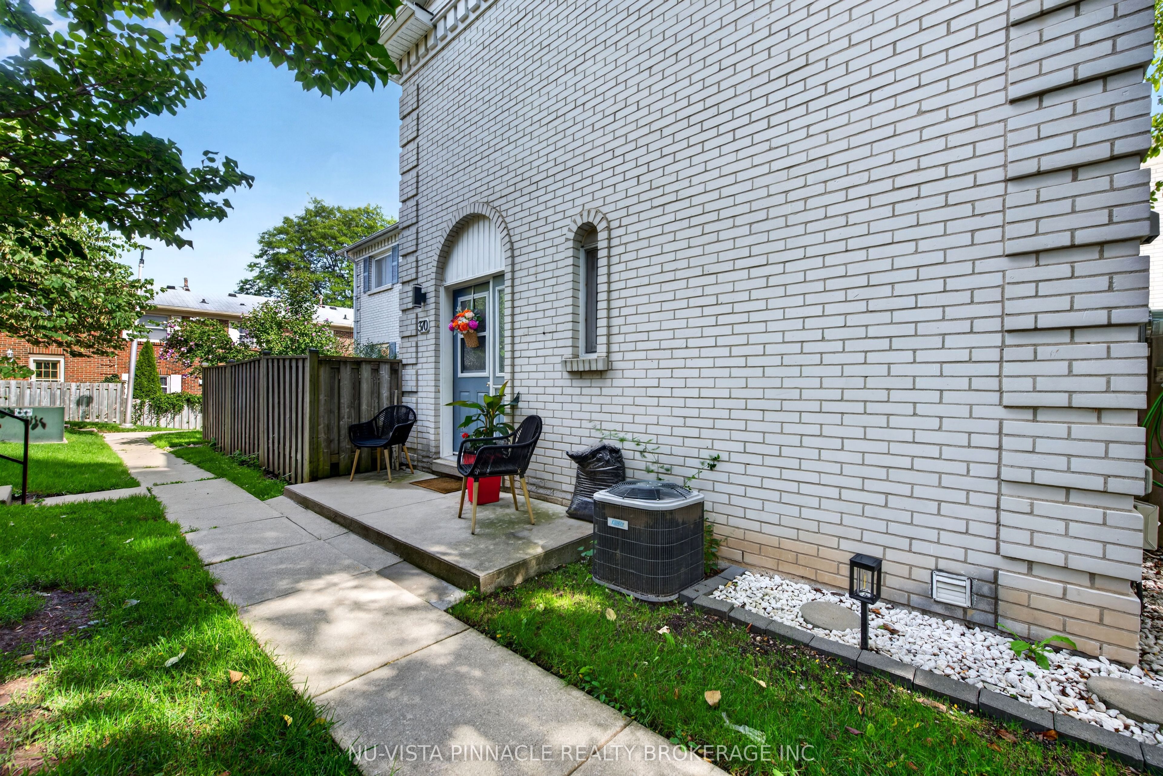 370 Homestead Court 13, London North, ON N6G 2E9