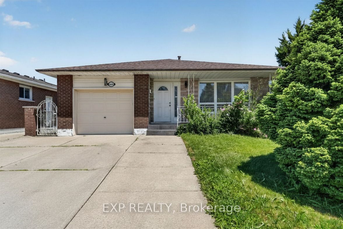 128 Hadeland Avenue, Hamilton, ON L9C 5Z9 photo 2