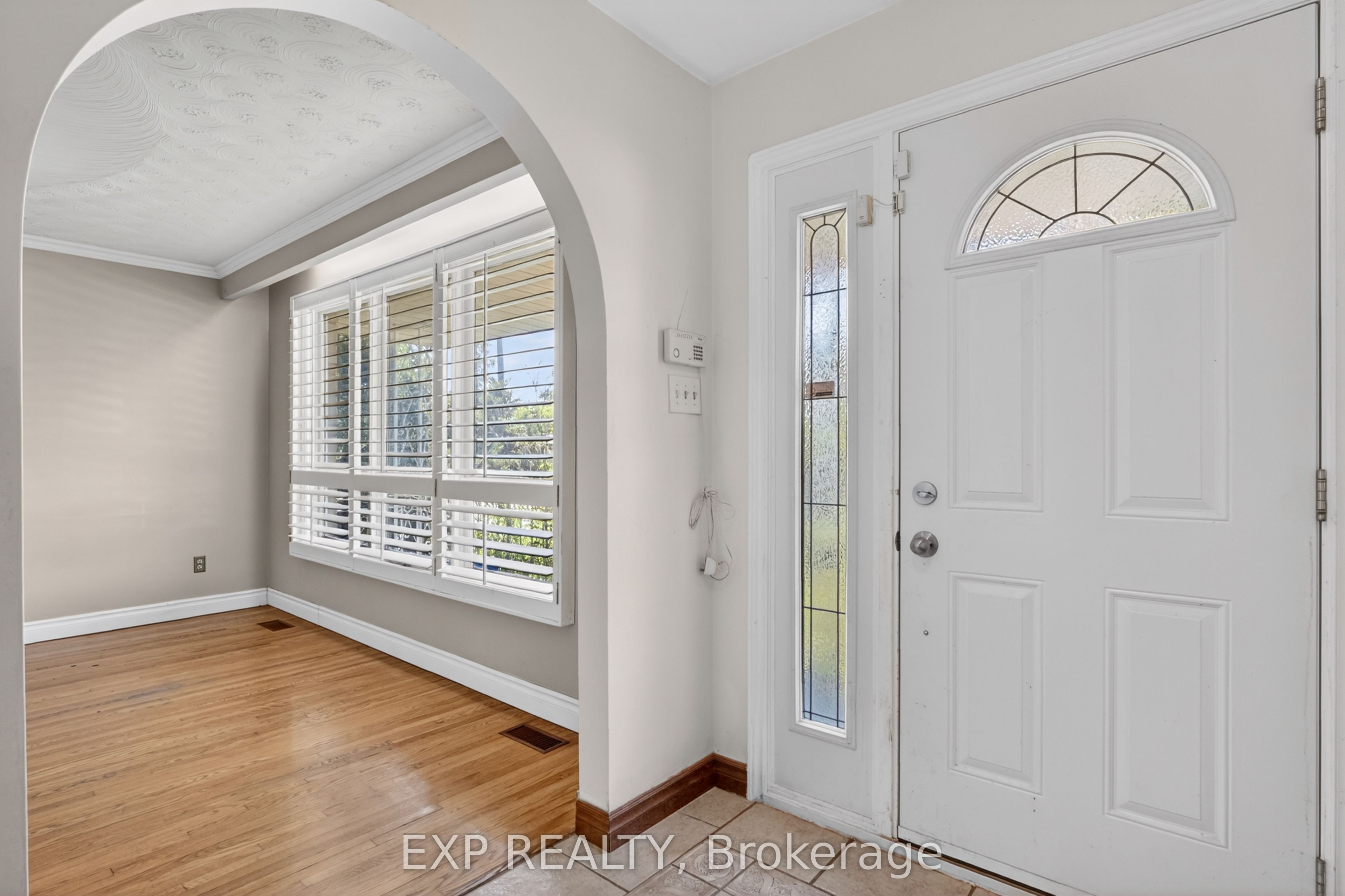 128 Hadeland Avenue, Hamilton, ON L9C 5Z9 photo 5