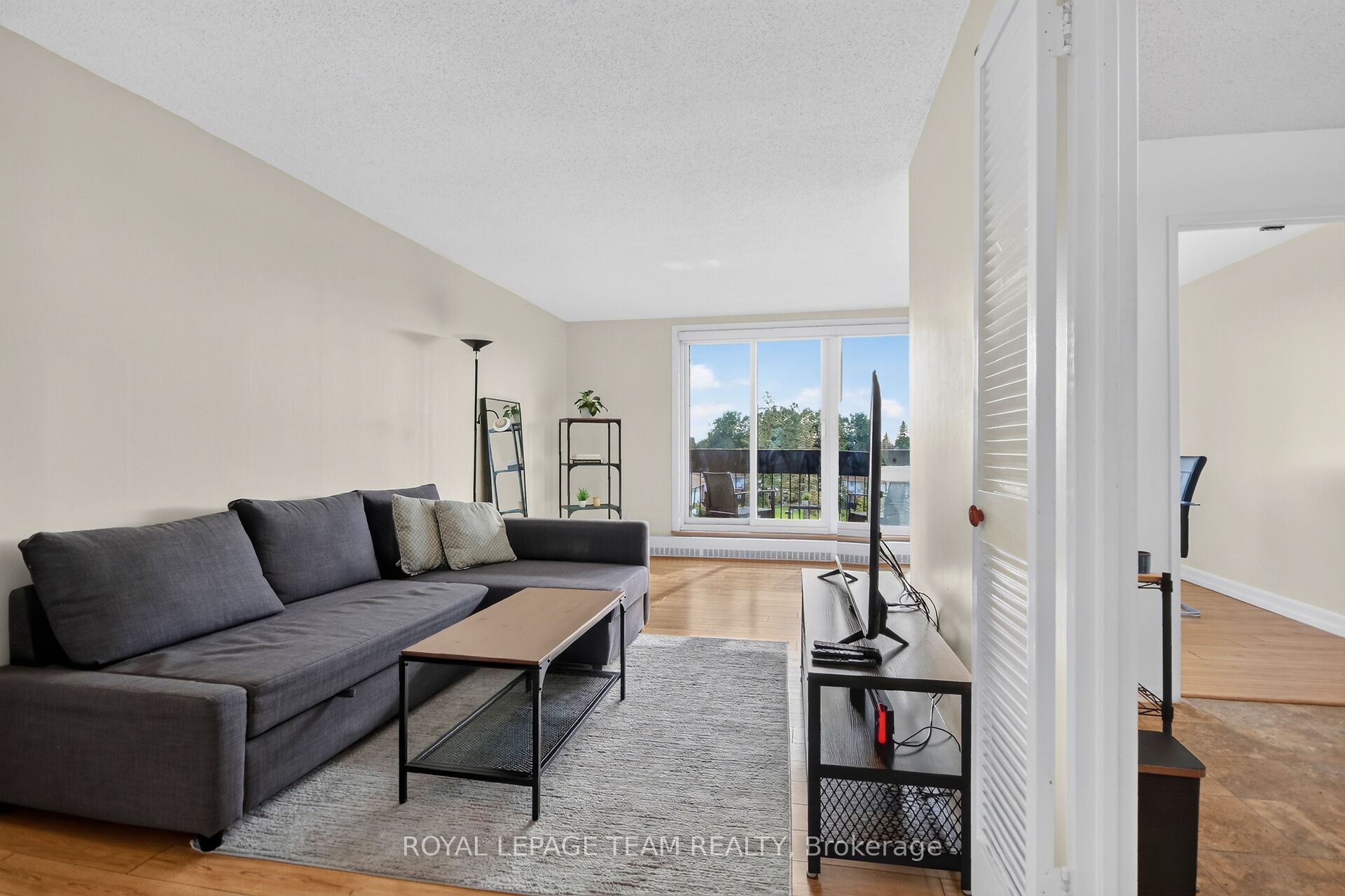 1505 Baseline Road 412, Belair Park - Copeland Park and Area, ON K2C 3L4 photo 4