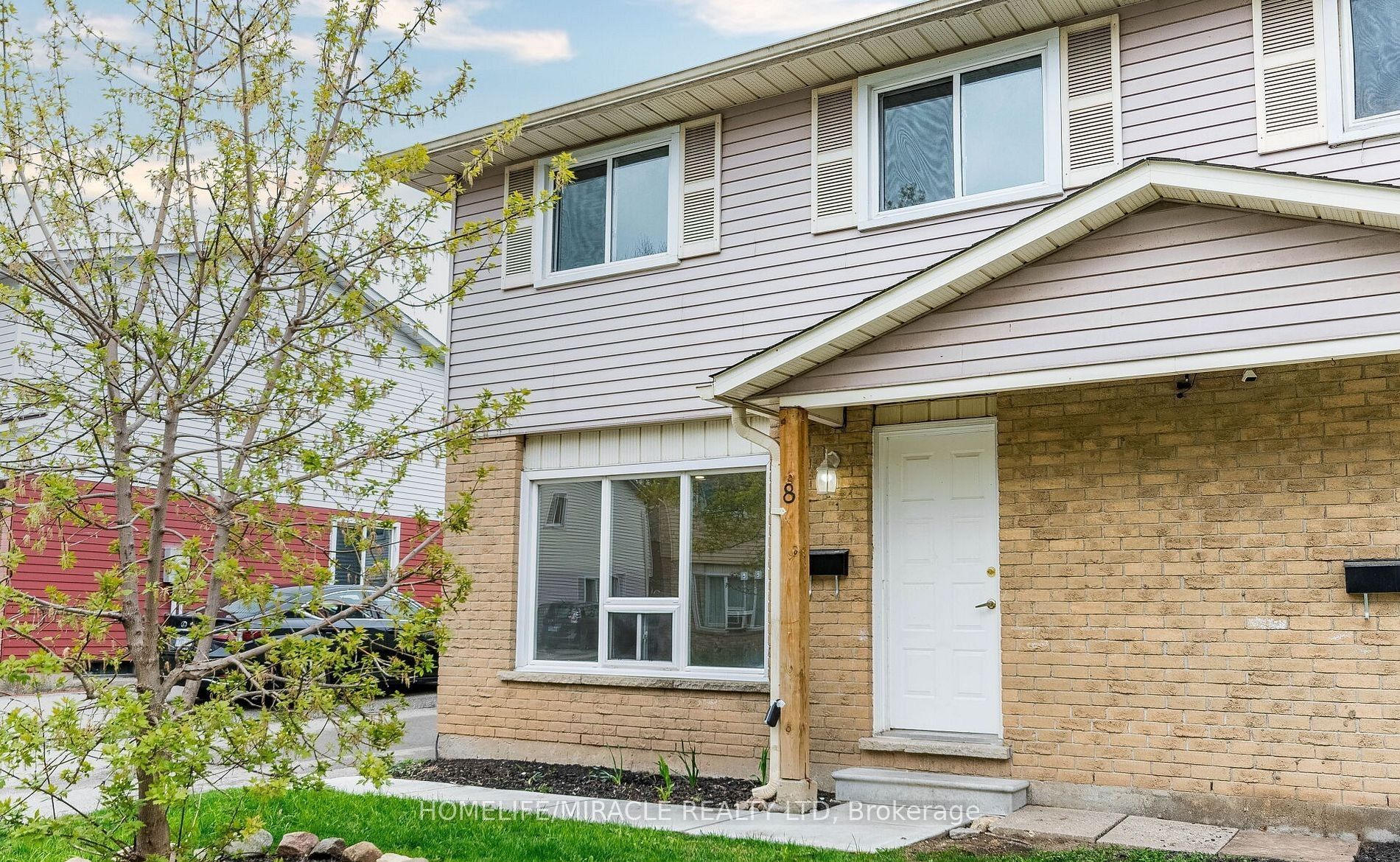 20 Mayfield Avenue 8, Waterloo, ON N2J 4M5 photo 3