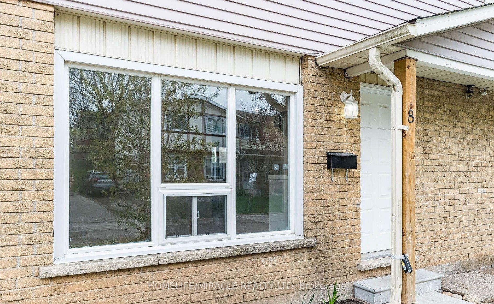 20 Mayfield Avenue 8, Waterloo, ON N2J 4M5 photo 4