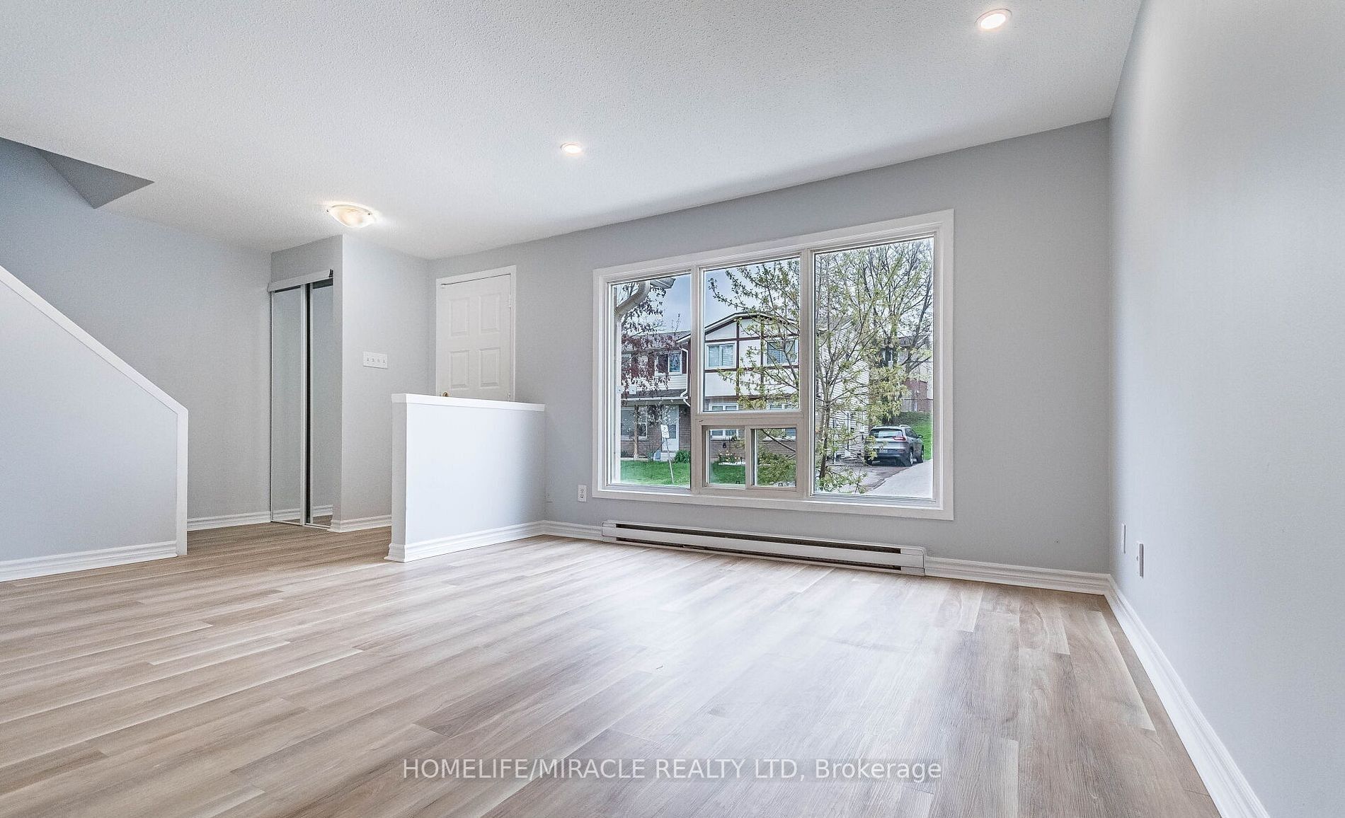 20 Mayfield Avenue 8, Waterloo, ON N2J 4M5 photo 5