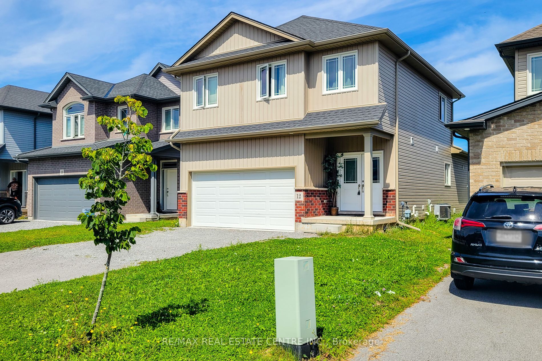 12 Bowman Crescent, Thorold, ON L2V 0G3 photo 3
