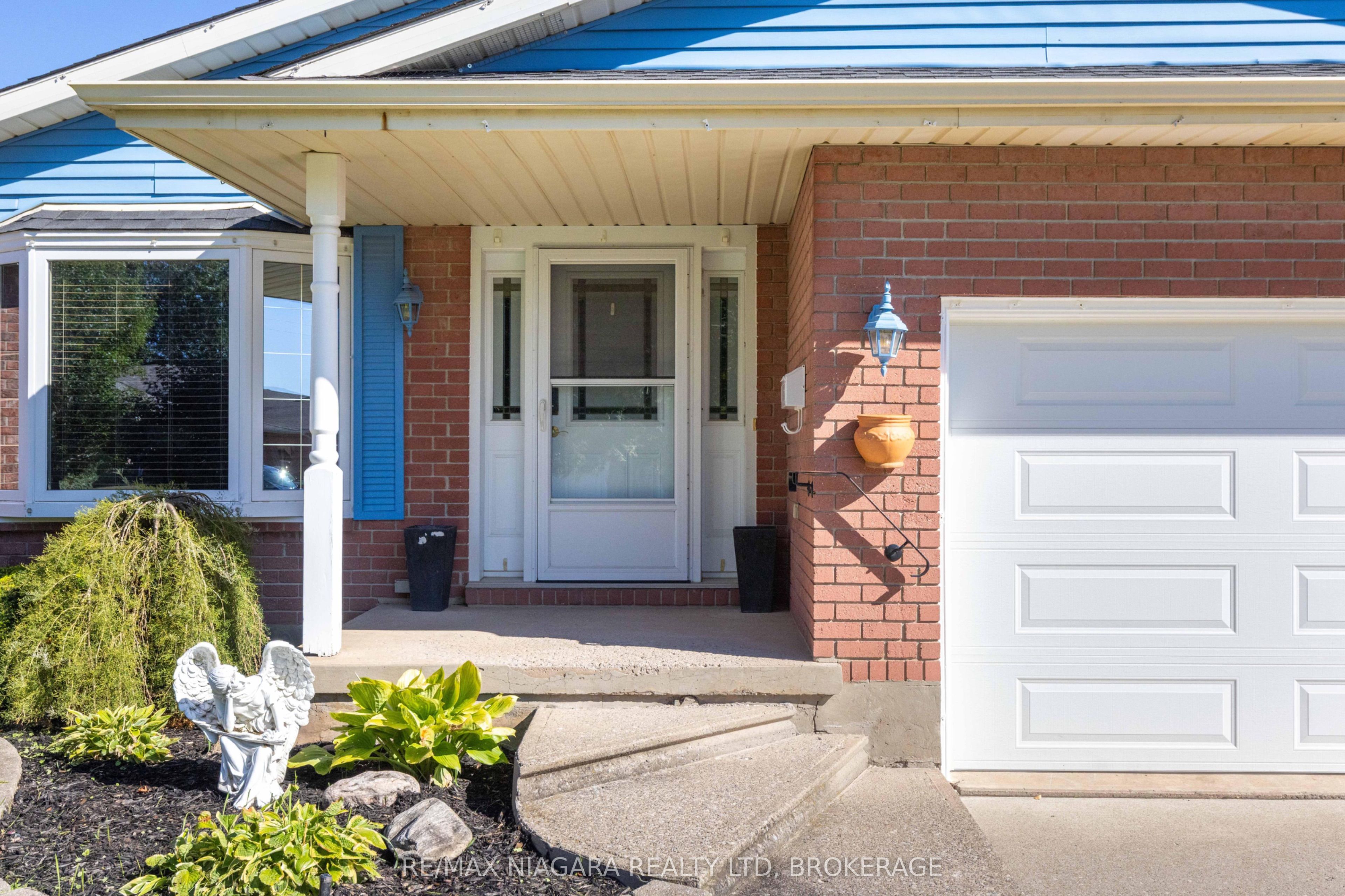 27 Andrea Drive, St. Catharines, ON L2S 3N7 photo 3