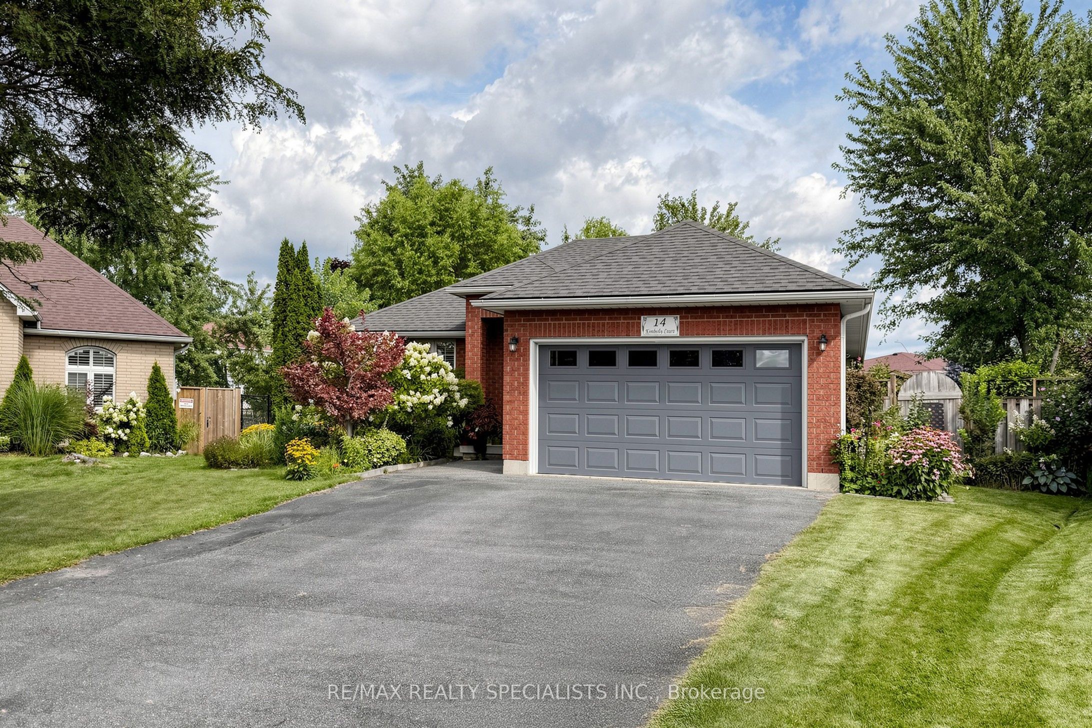 14 Kimberly Court, Brantford, ON N3T 6M3 photo 2