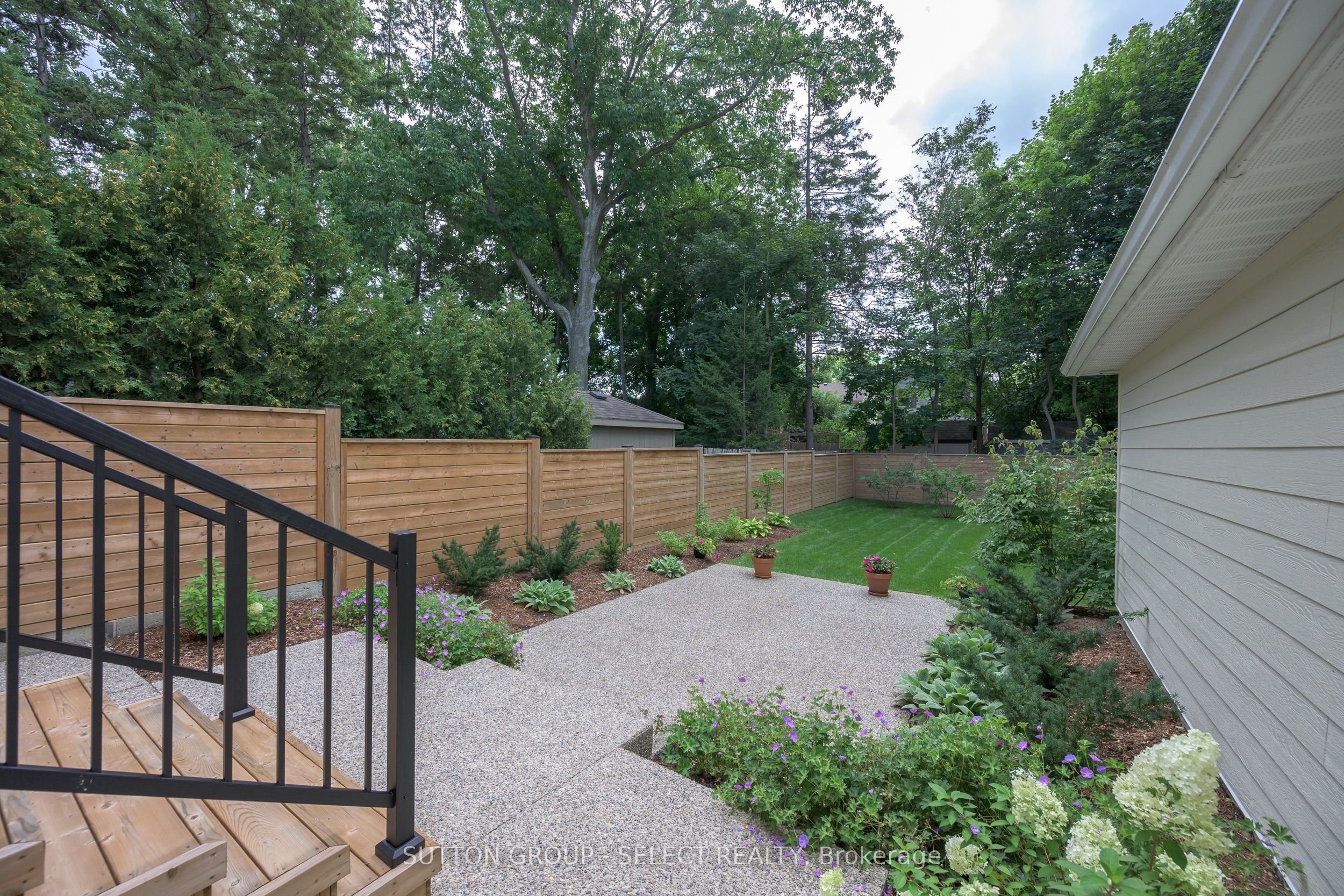 345 Tecumseh Avenue E, London South, ON N6C 1T1 photo 4
