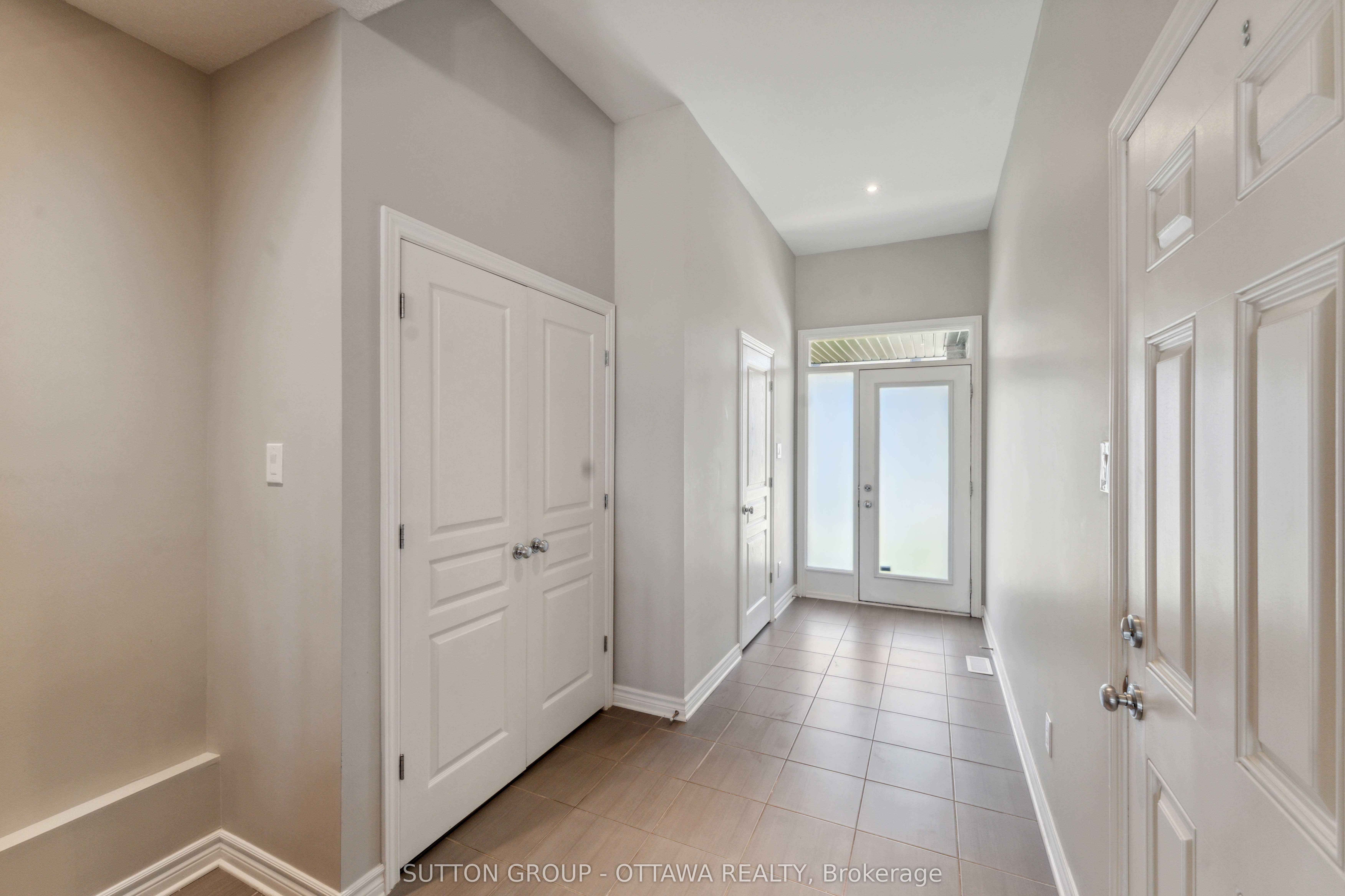 136 Mattingly Way, Blossom Park - Airport and Area, ON K4M 0C5 photo 3