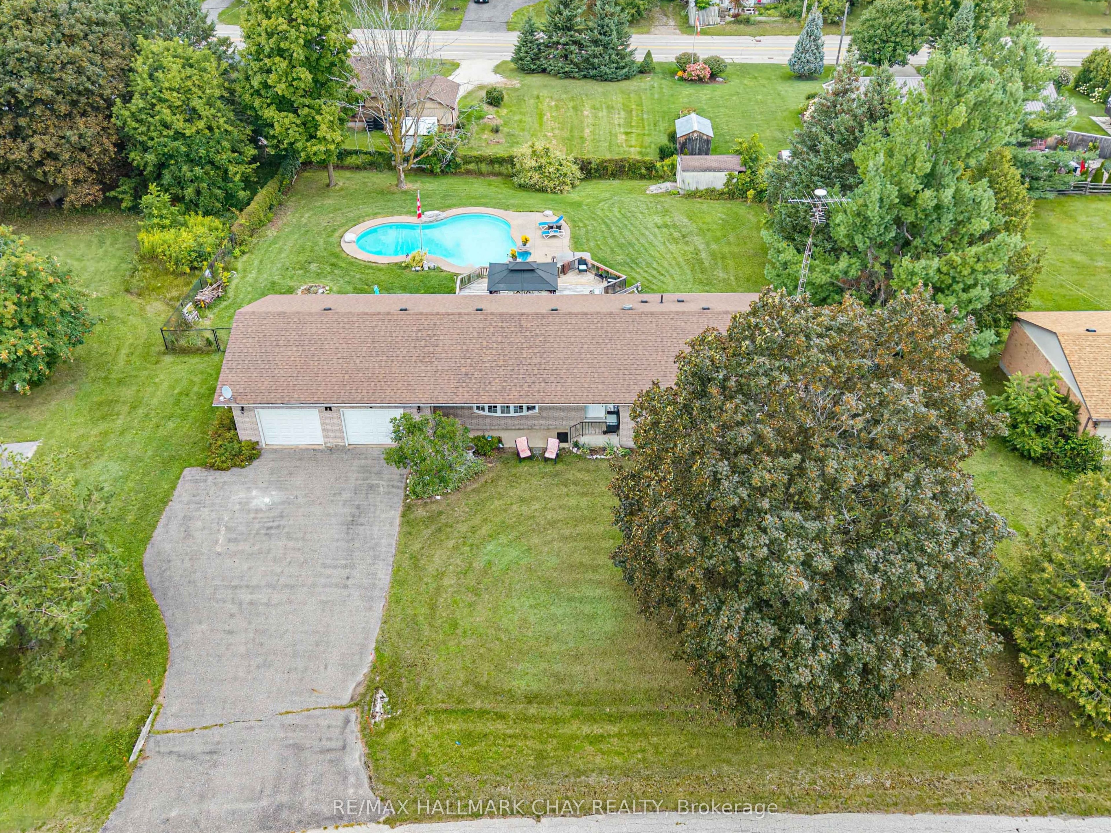 6 Maes Crescent, Mulmur, ON L0N 1M0