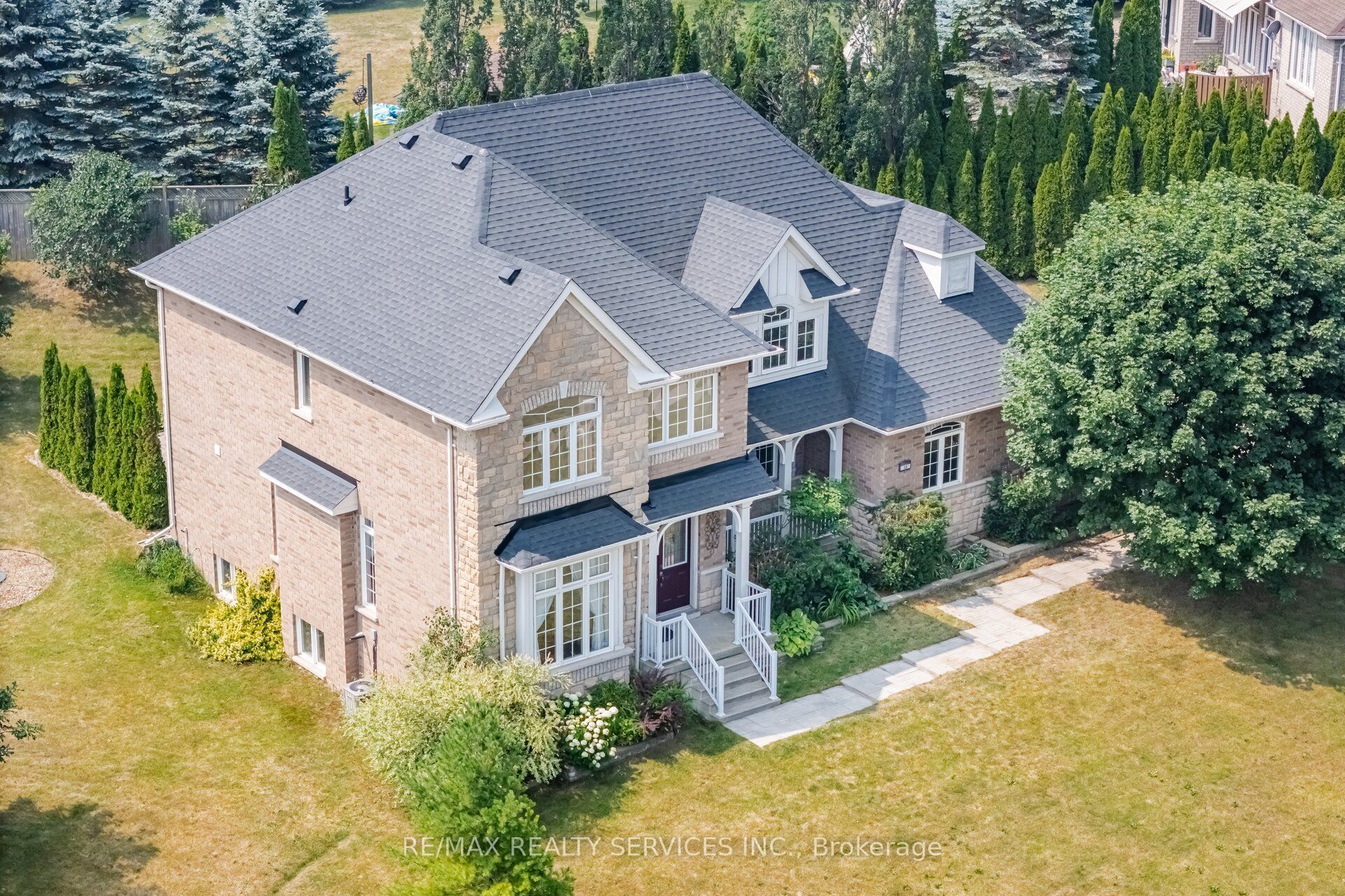 15 Upper Canada Drive, Erin, ON N0B 1Z0 photo 2
