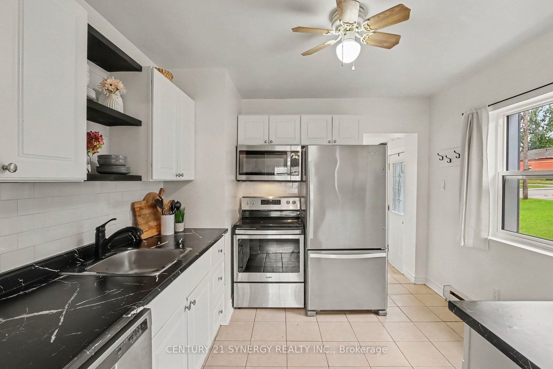 3 McKenzie Avenue, Smiths Falls, ON K7A 3G4 photo 5