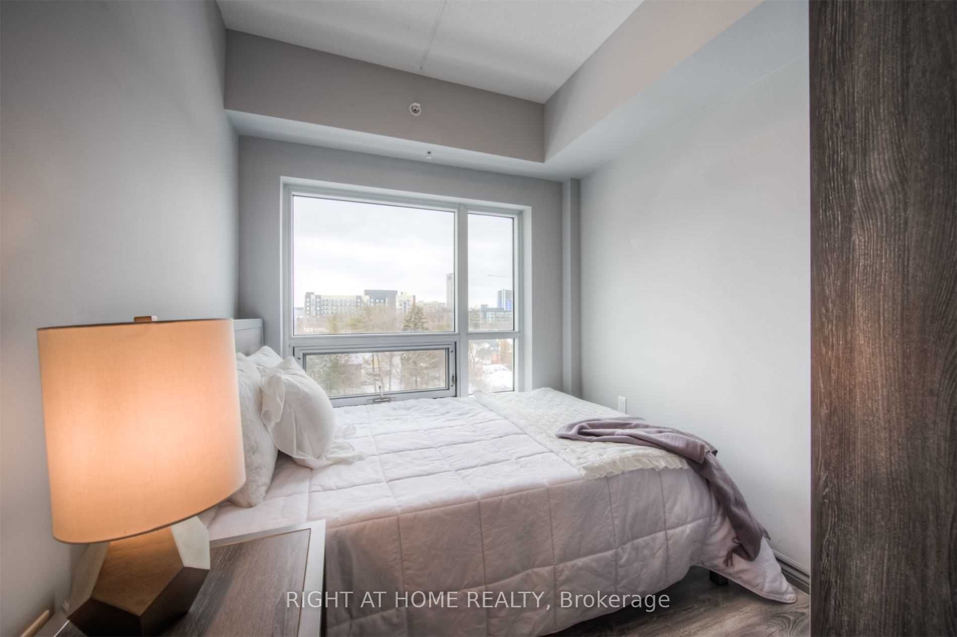 275 Larch Street G101, Waterloo, ON N2L 3R2 photo 2