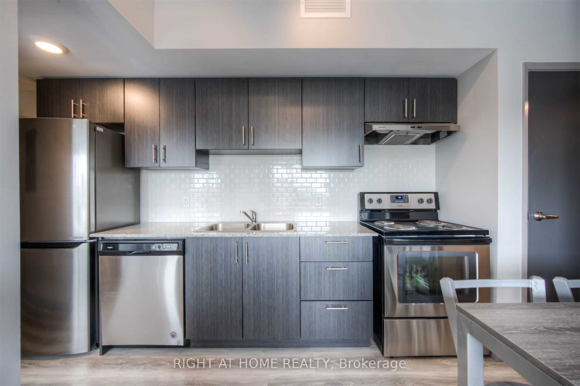 275 Larch Street G101, Waterloo, ON N2L 3R2 photo 4