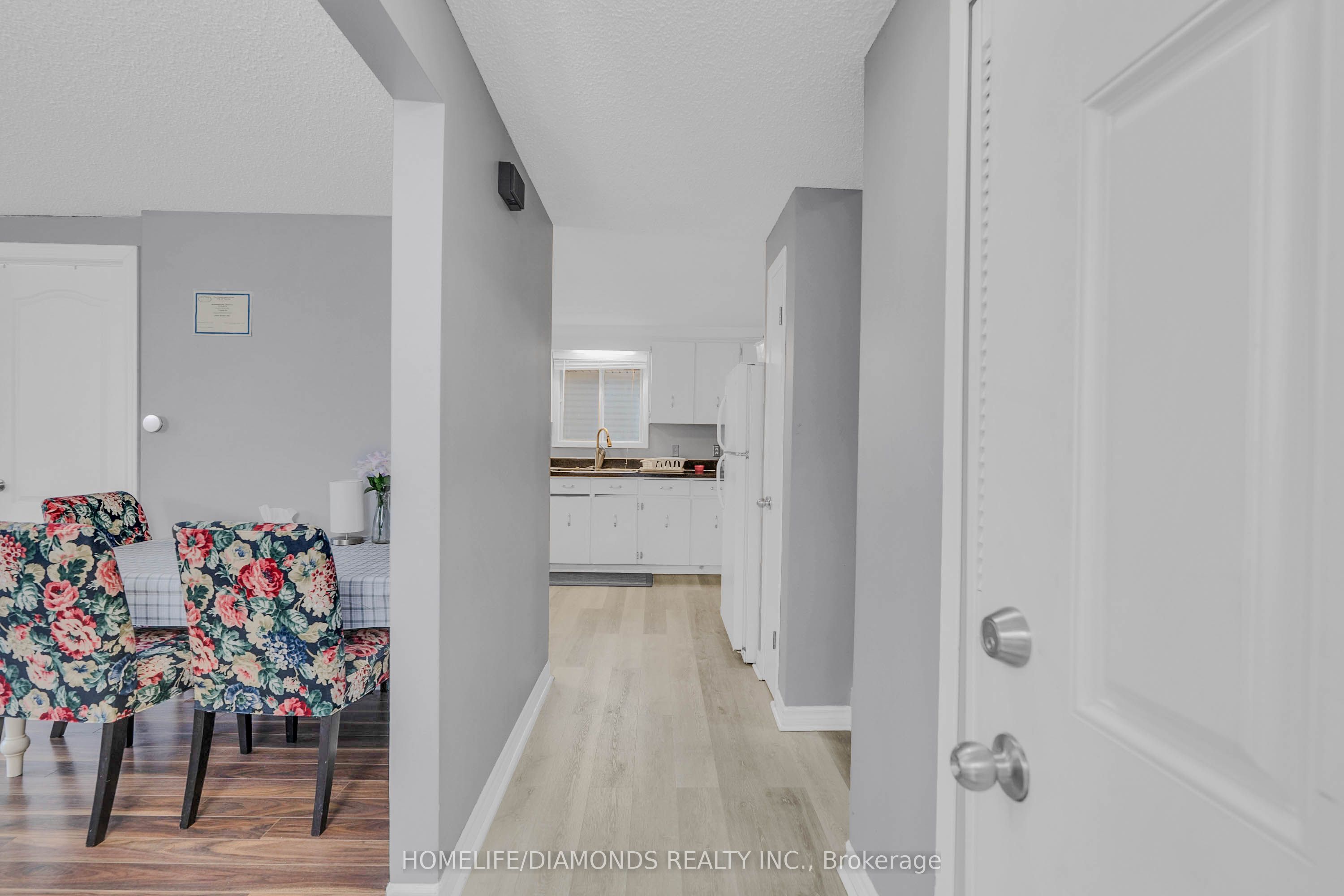 15 Keefer Road, Thorold, ON L2V 4M6 photo 5