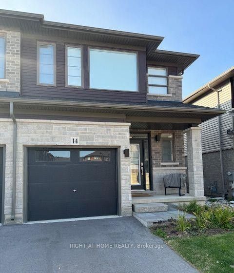 61 Soho Street 14, Hamilton, ON L8J 0M6