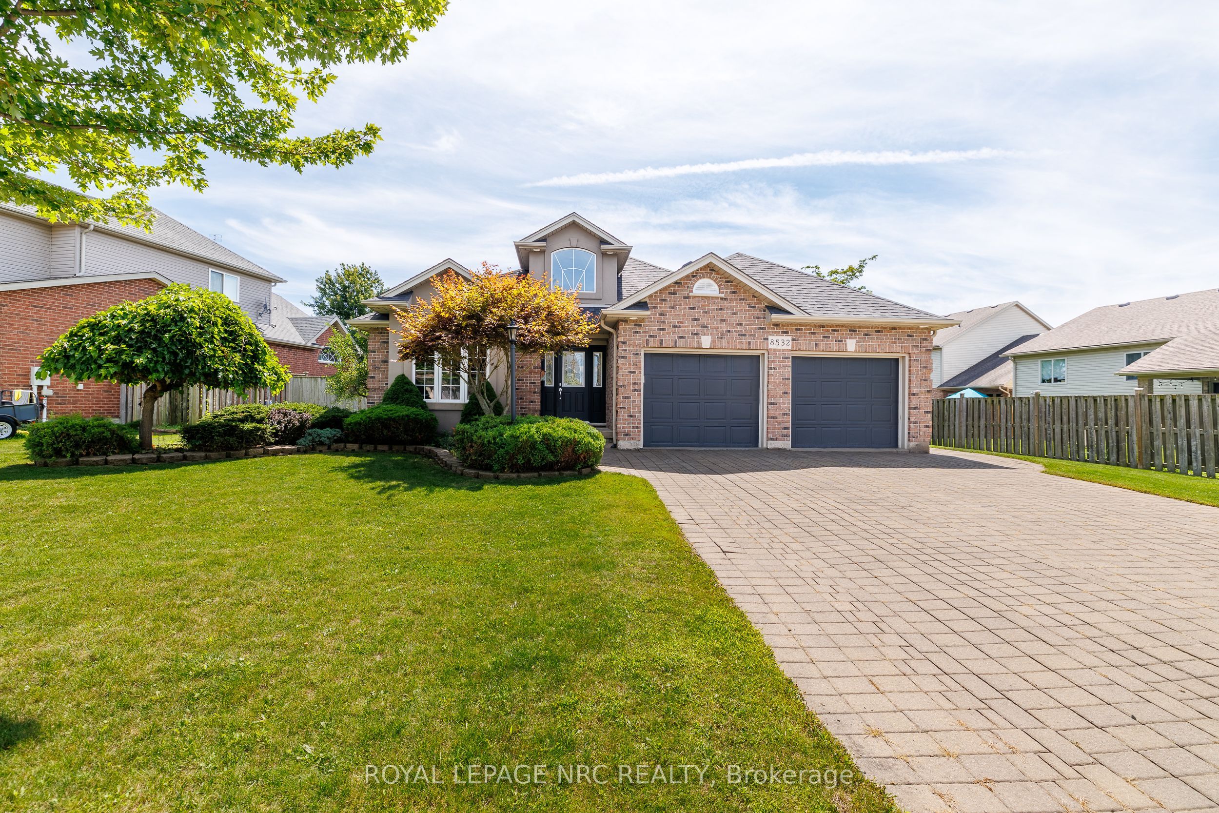8532 HEIKOOP Crescent, Niagara Falls, ON L2H 3J7 photo 2