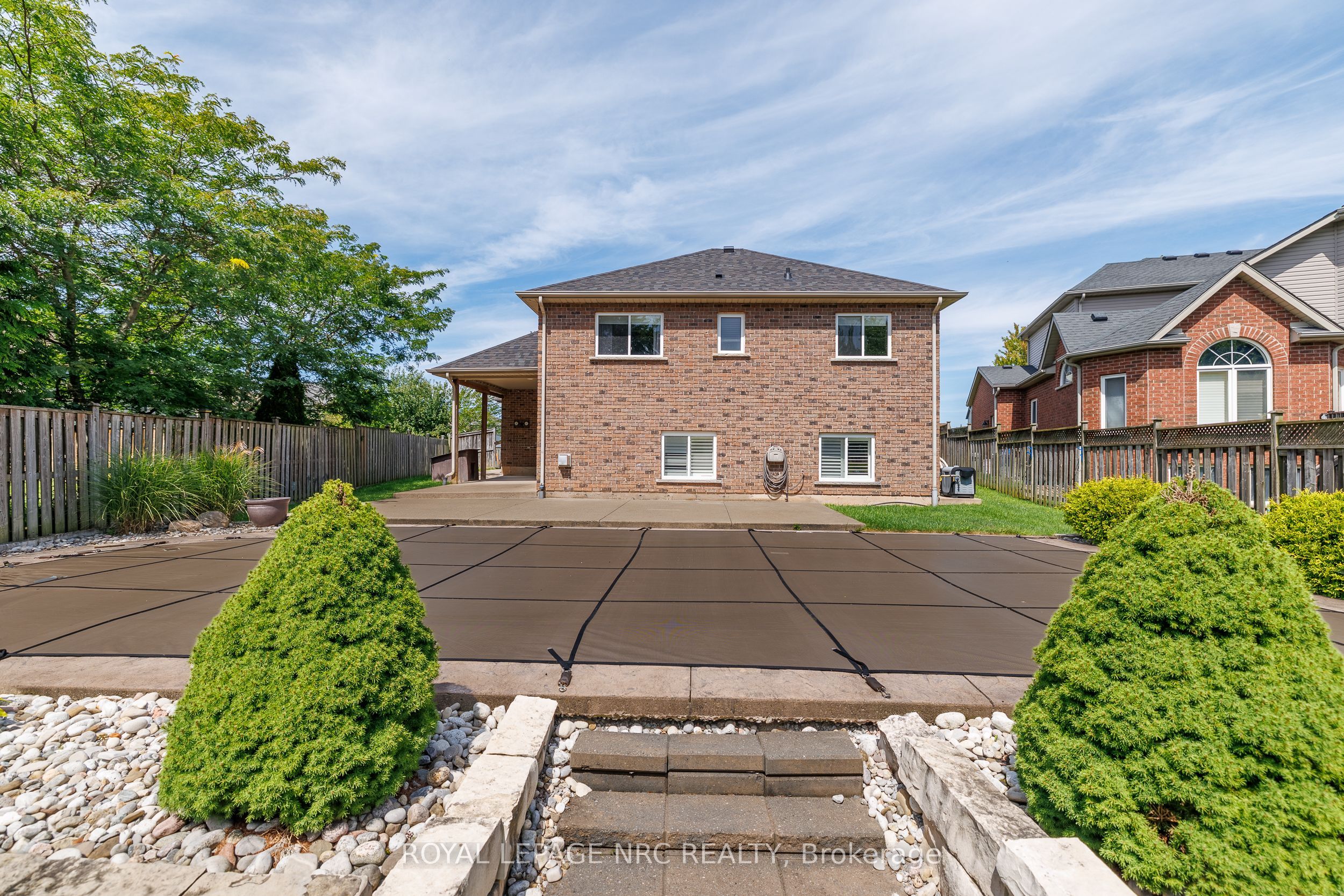 8532 HEIKOOP Crescent, Niagara Falls, ON L2H 3J7 photo 4