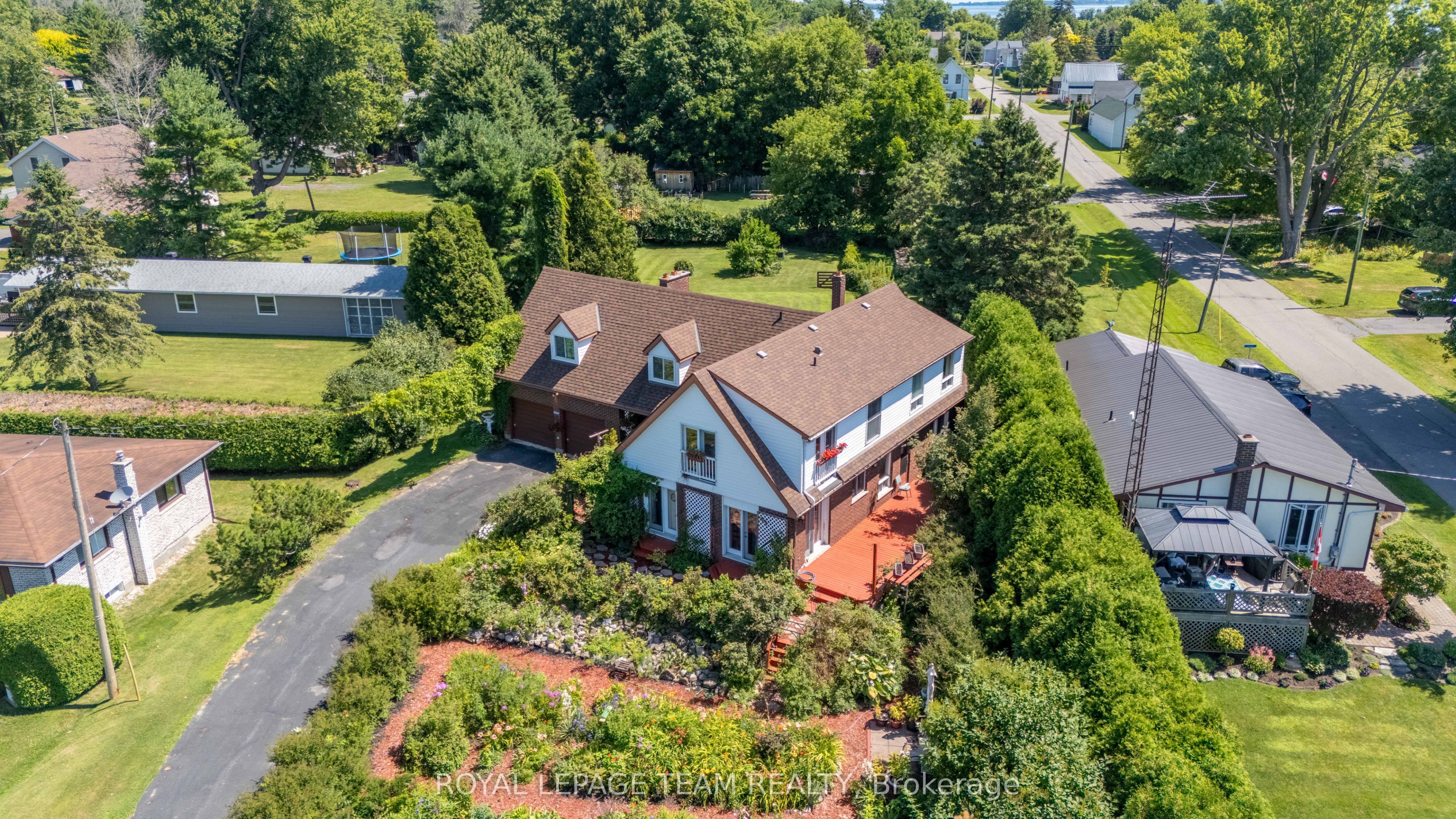 5687 Cherry Street, South Dundas, ON K0C 1X0