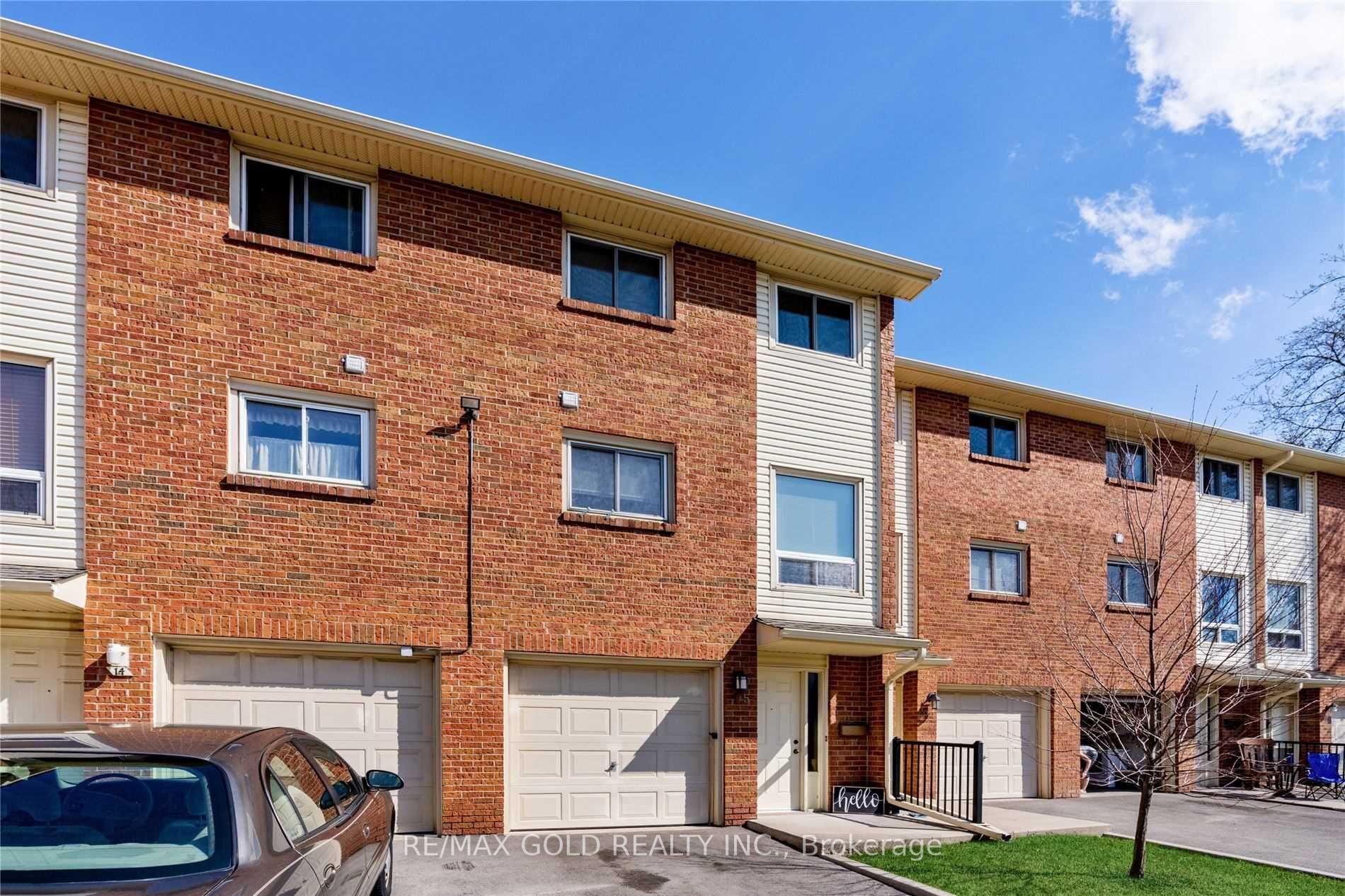 6 Loconder Drive 15, Hamilton, ON L8W 1V8