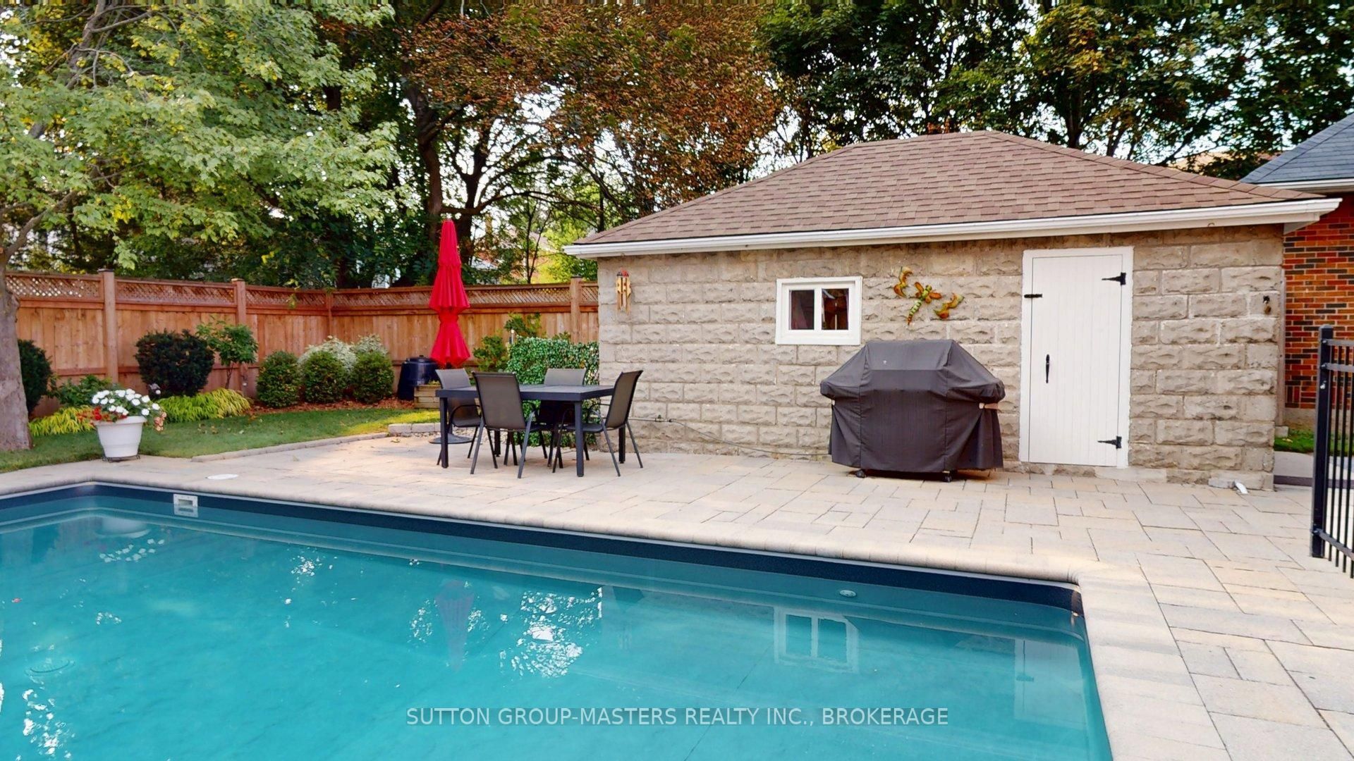 160 Napier Street, Kingston, ON K7L 4G5 photo 4