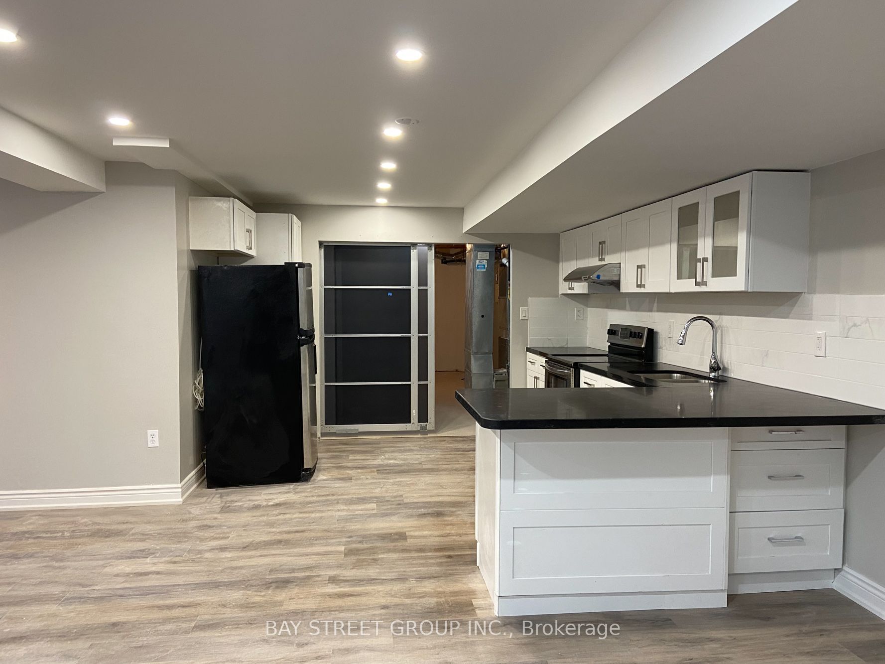 8223 MARCON Street Lower, Niagara Falls, ON L2H 3A9 photo 2