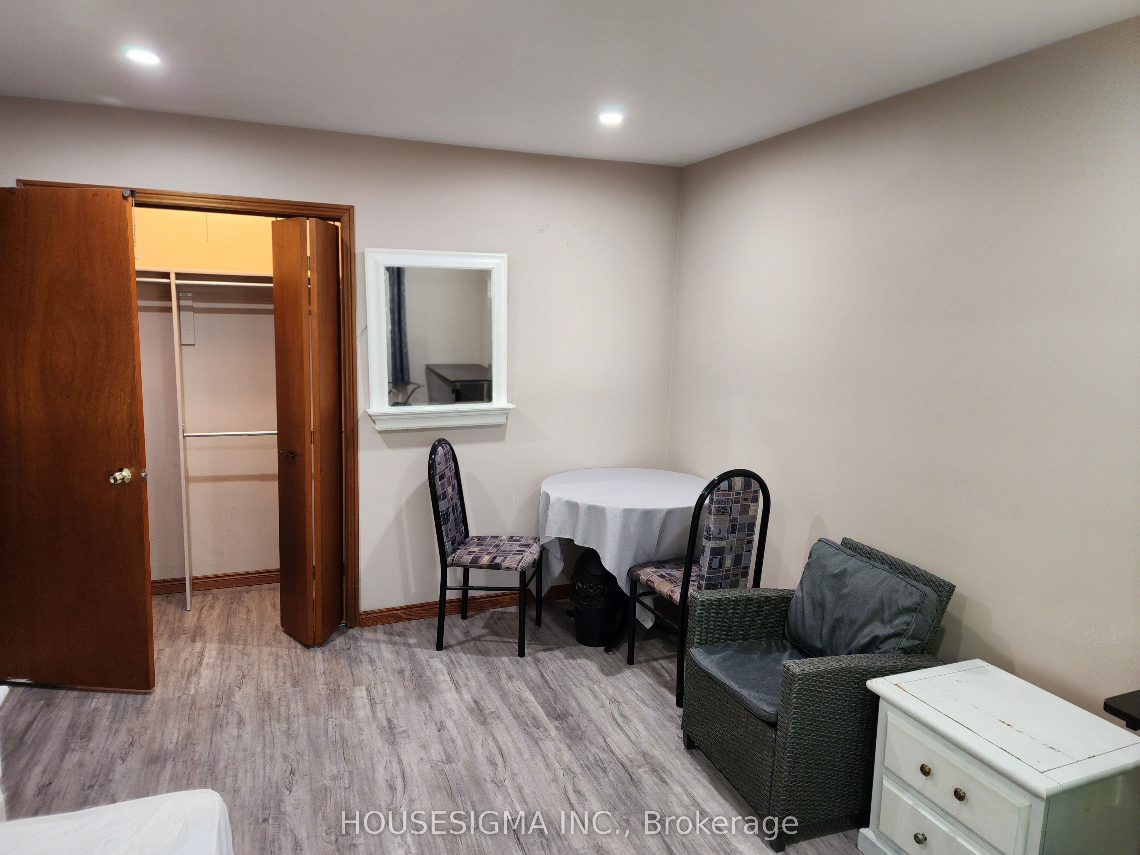 50 Orchard Mill Crescent, Kitchener, ON N2P 1T2 photo 4